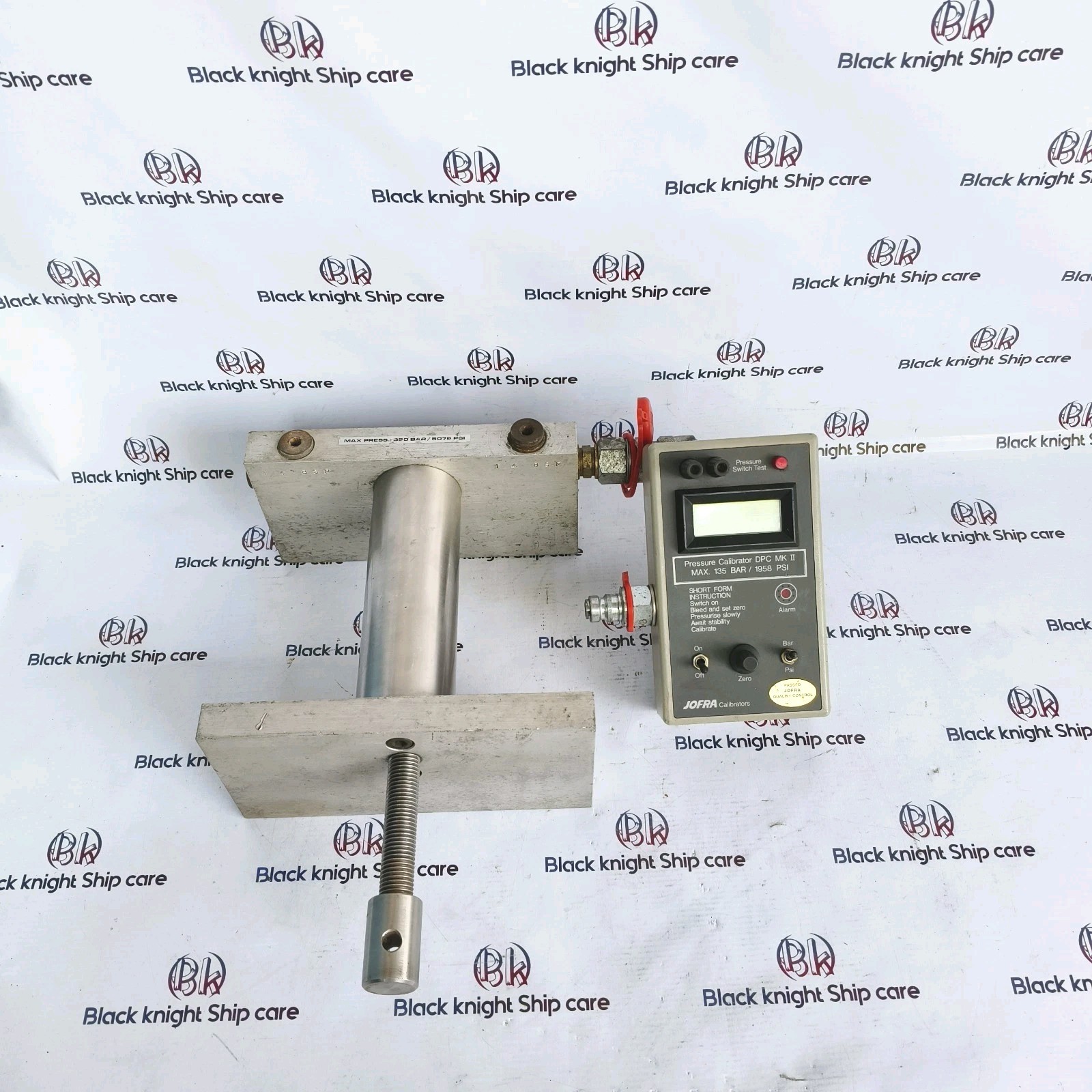 JOFRA Calibrators type-DPC MK 2 135 Bar/1958psi