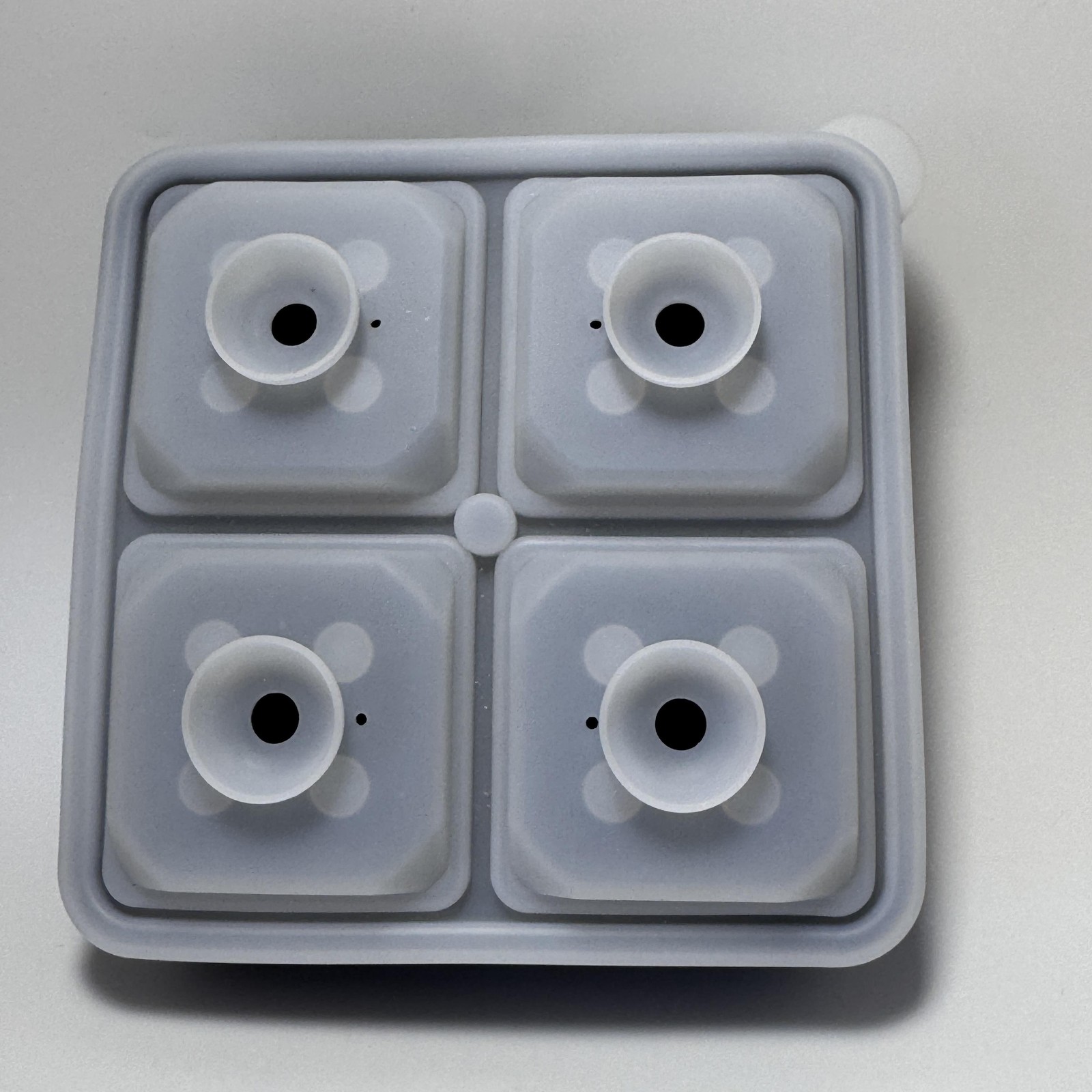 Silicone Dice Ice Cube Mold Tray 4 Large Cubes BPA Free Black Dishwasher Safe
