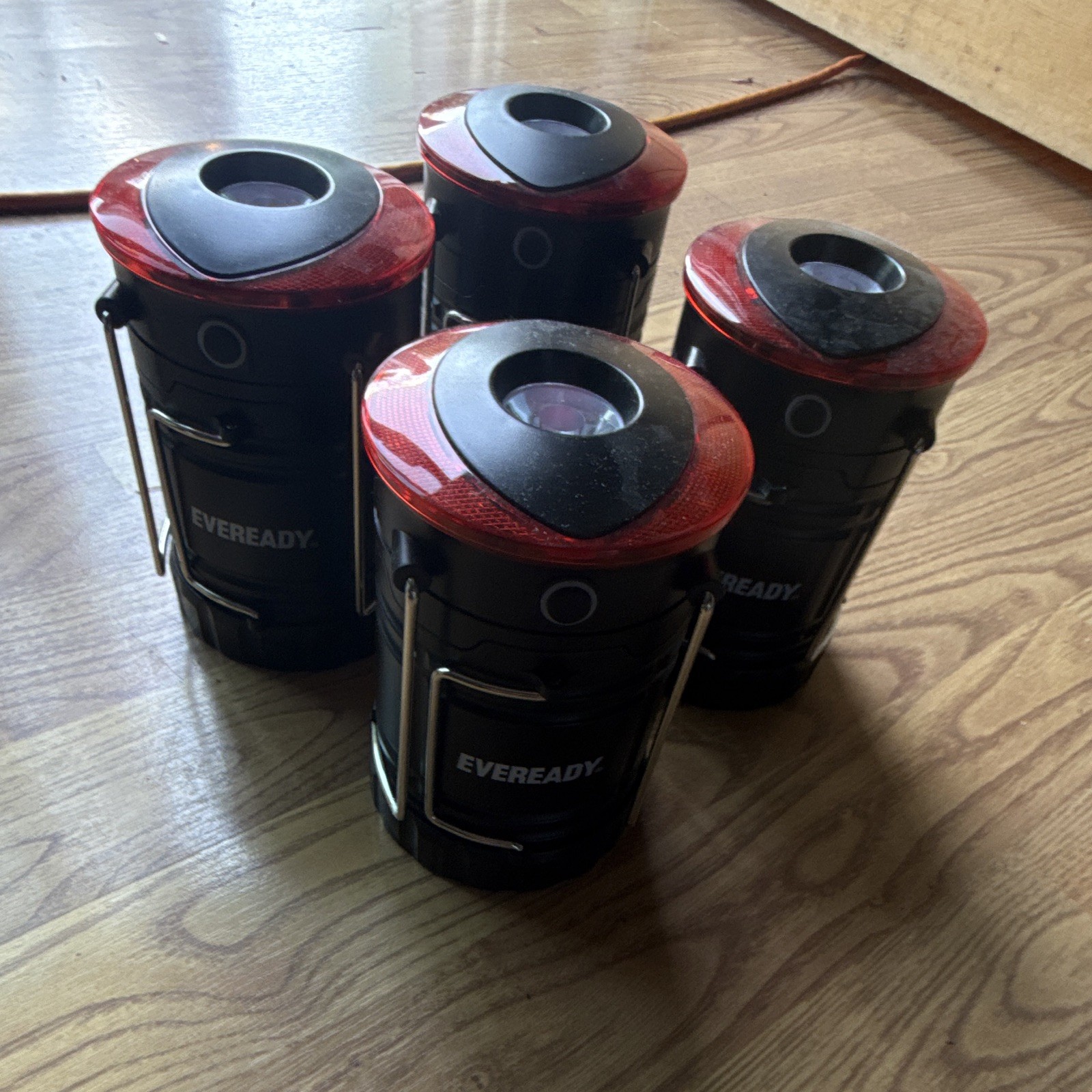 EVEREADY ACL31 LED Battery Camping Lantern Lot of 4 Cordless Black/Red