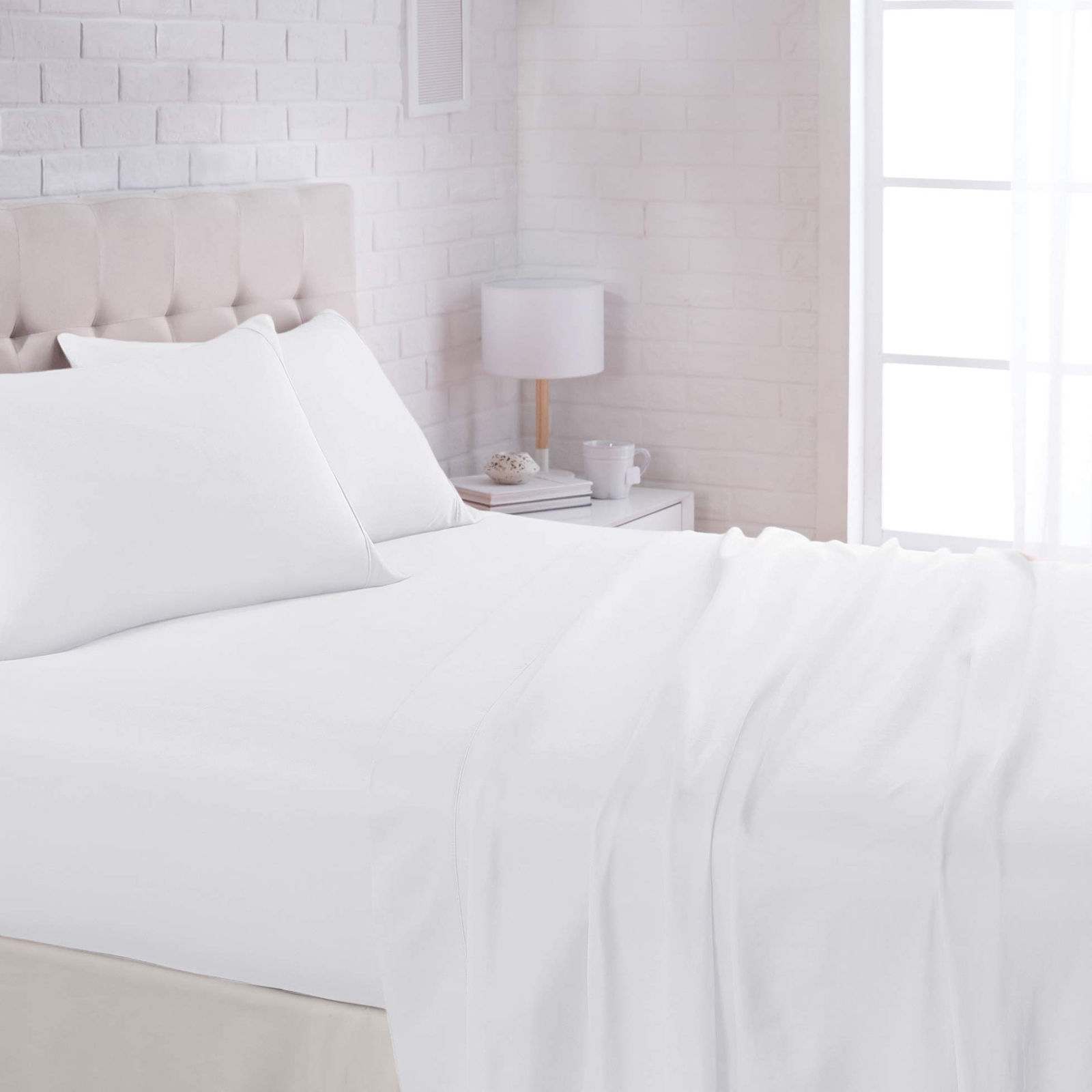 Basics 4 Piece Deluxe Microfiber Bed Sheets, Queen Size, Bright White, Solid