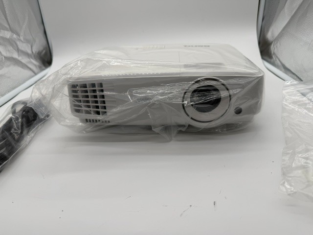 BenQ MW707 DLP Projector Factory Re-Certified HDMI VGA 4000 Lumens HD Ready