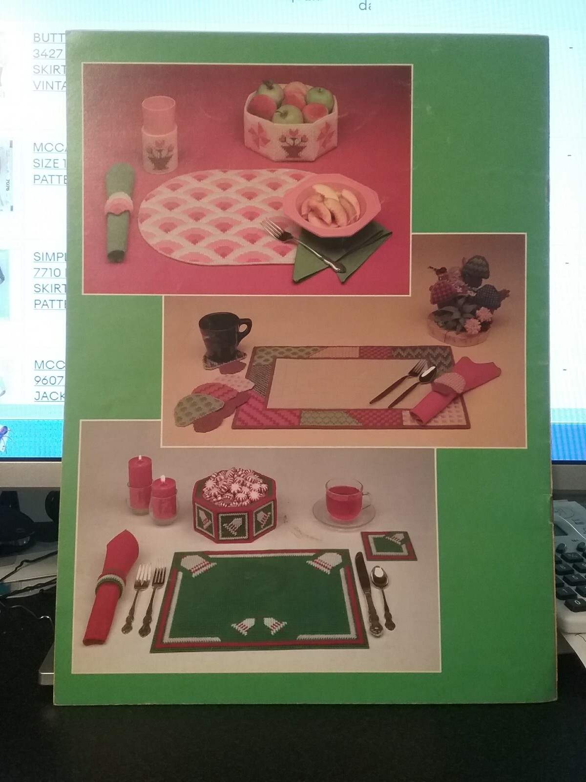 LEISURE ARTS TABLE SETTINGS FOR PLASTIC CANVAS PATTERN LEAFLET #131 ©1982