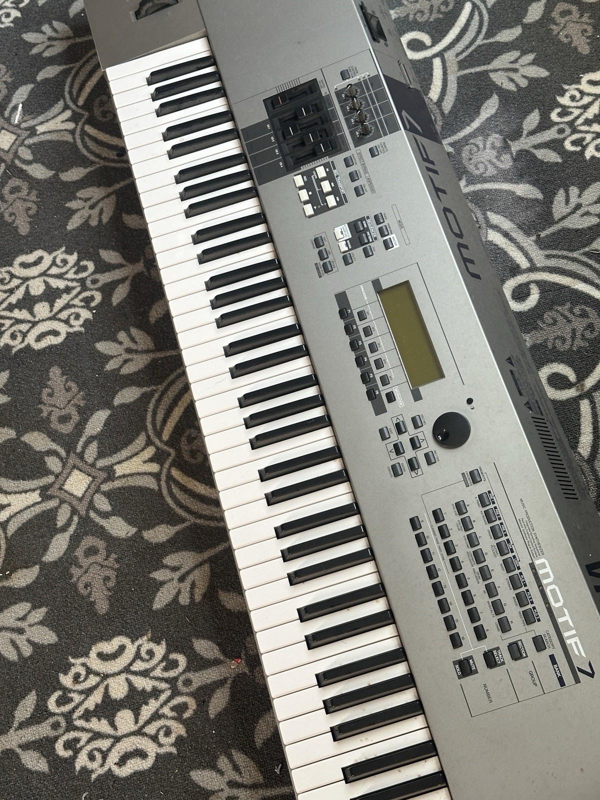 Yamaha Motif7 76-key Music Production Workstation