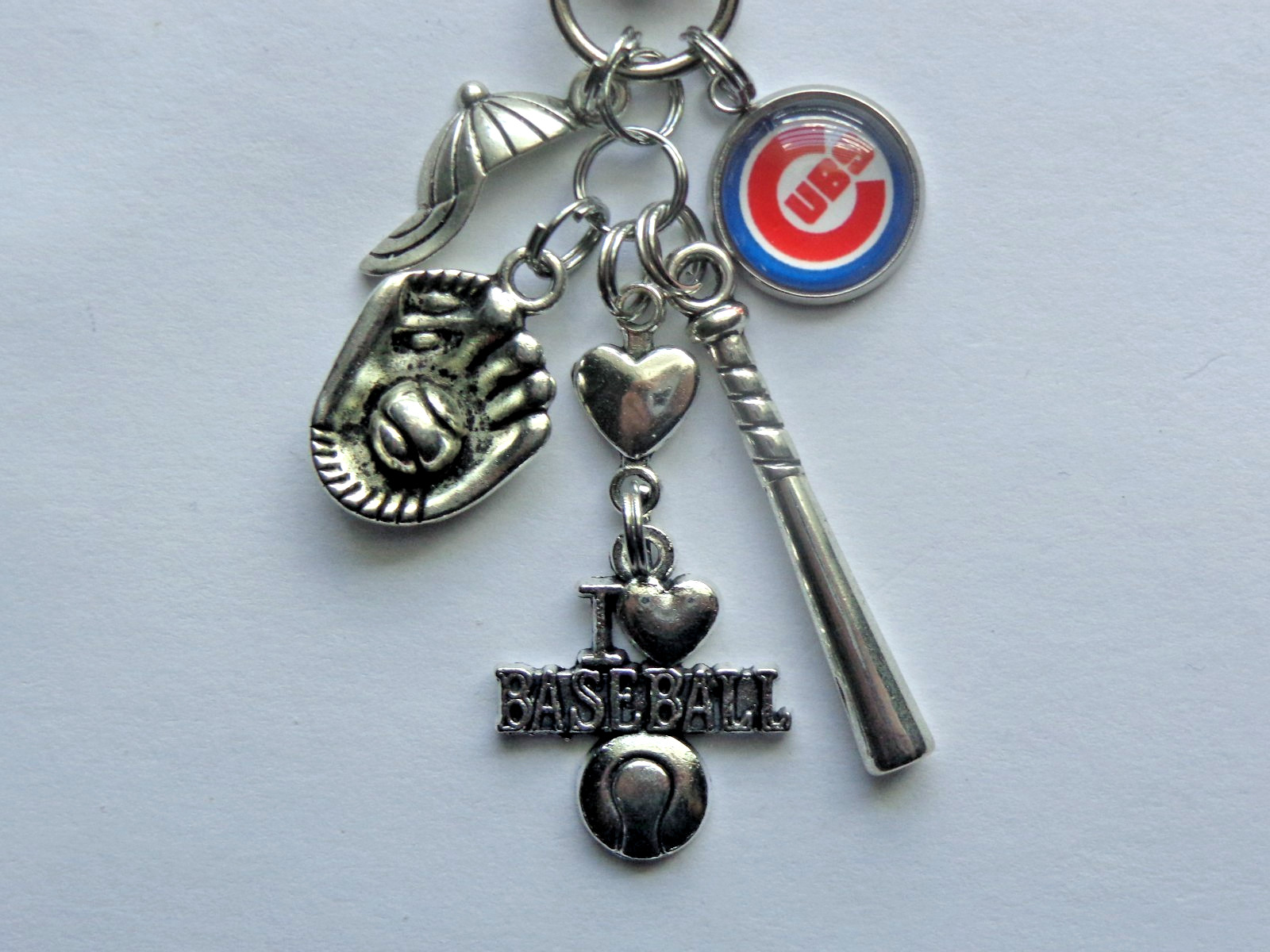 CHICAGO CUBS LOVE BASEBALL KEYCHAIN BAG CHARM PURSE CLIP BACKPACK