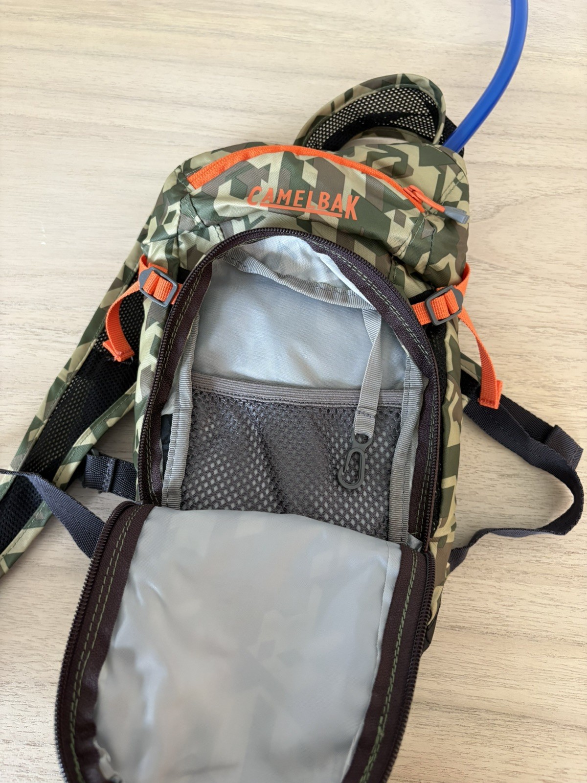 Camelbak Mini Mule Hydration Backpack Olive Green Camouflage Hiking Camping