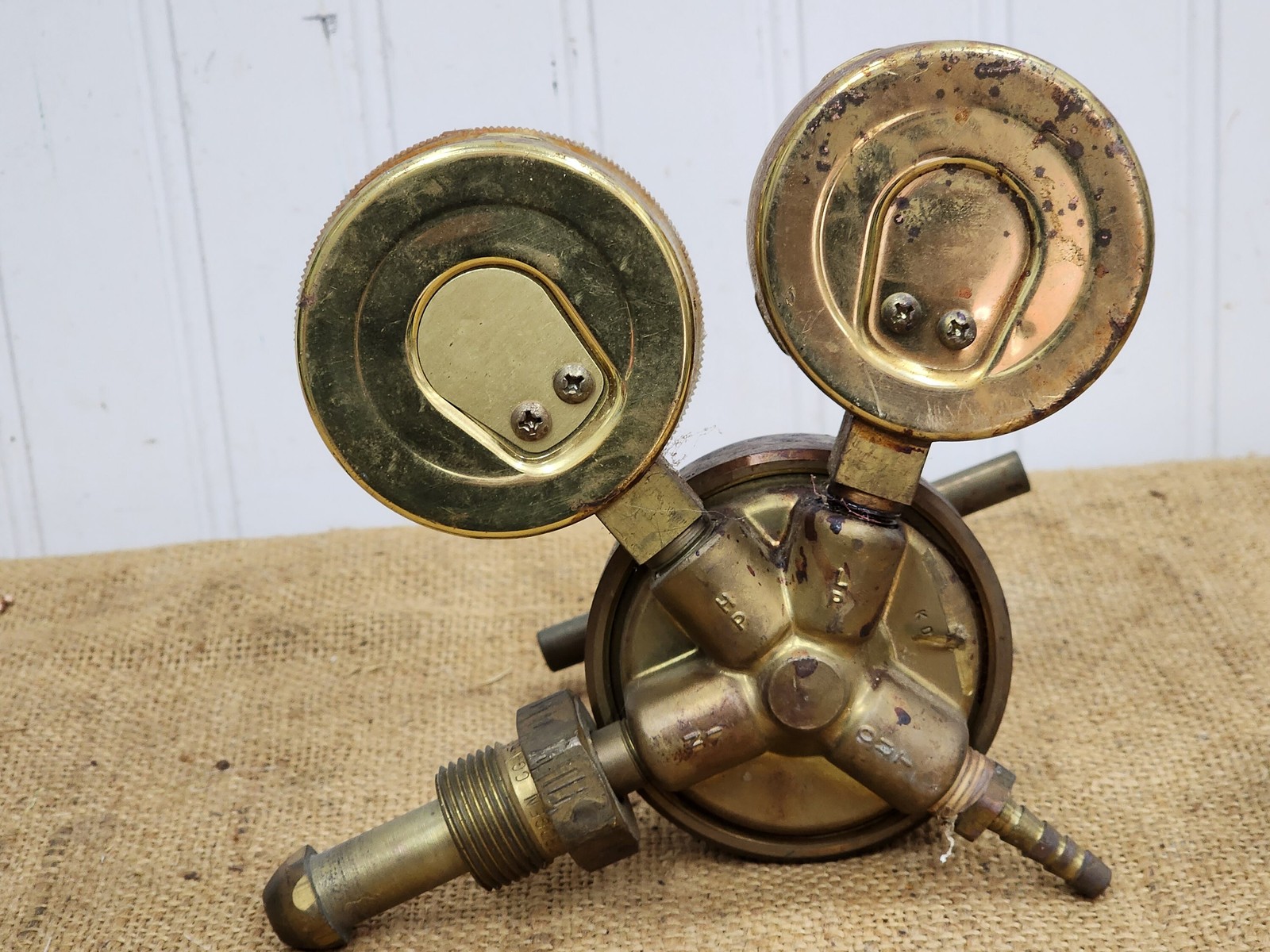 Harris Pressure Regulator - Model 325-200 - item #5336