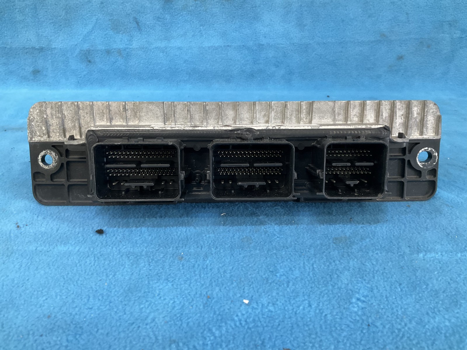 2013-2014 Ford Mustang GT Engine Control Module Unit ECM ECU DR3A-12A650-NE OEM
