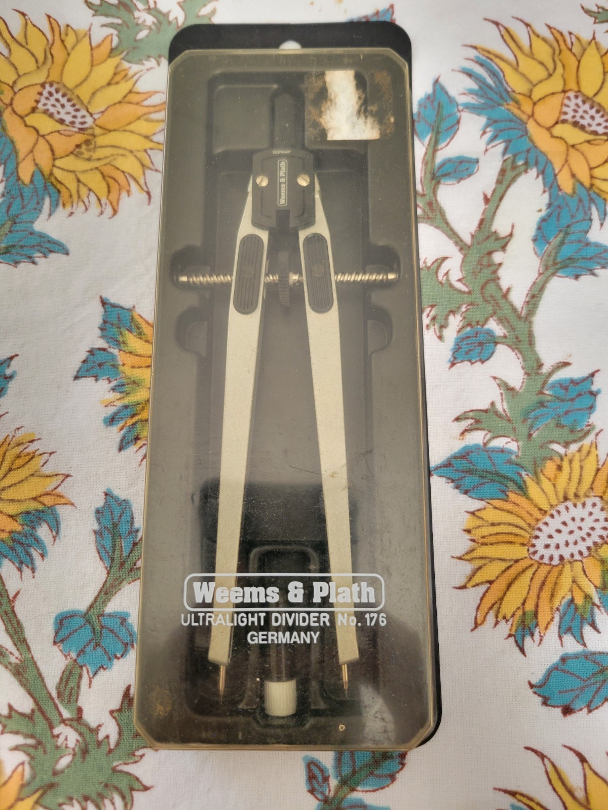 Weems & Plath Ultralight Divider #176 Measuring Divider and Layout tool, 7"