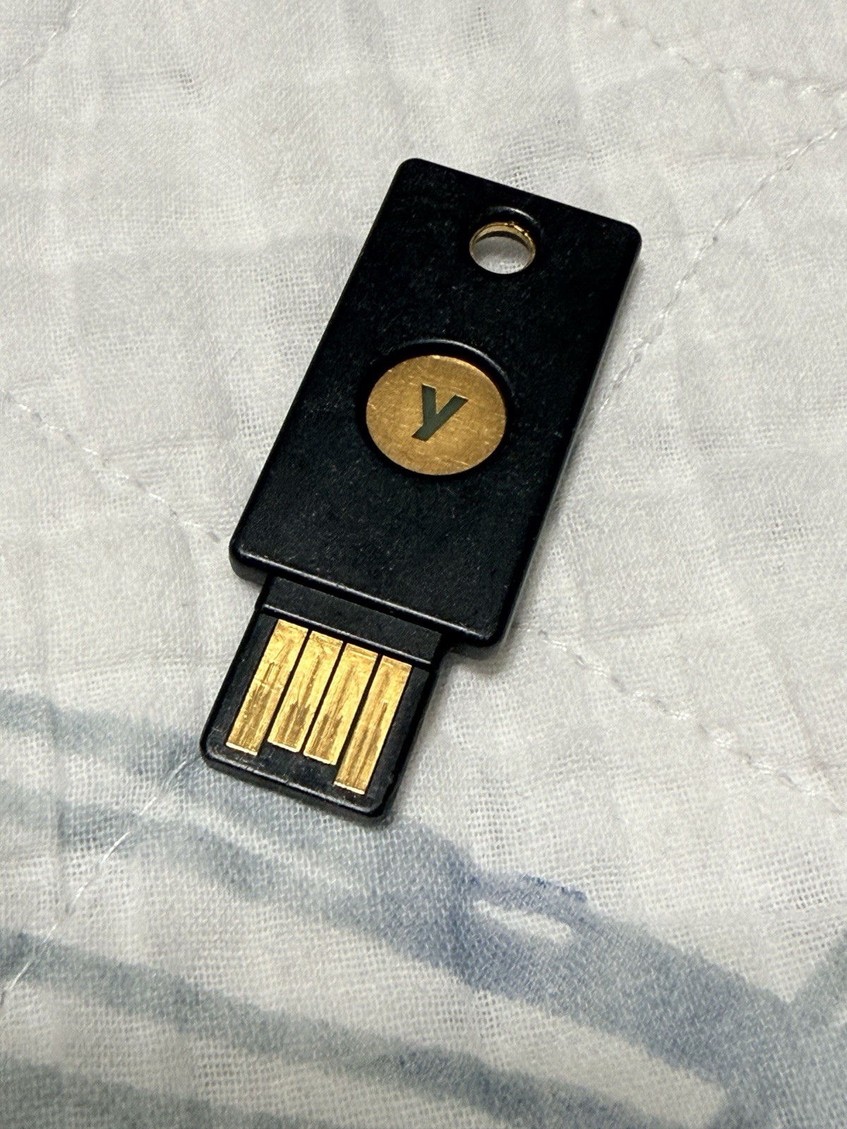Yubico YubiKey 4 Wired Magazine Edition USB-A Encryption Security Key