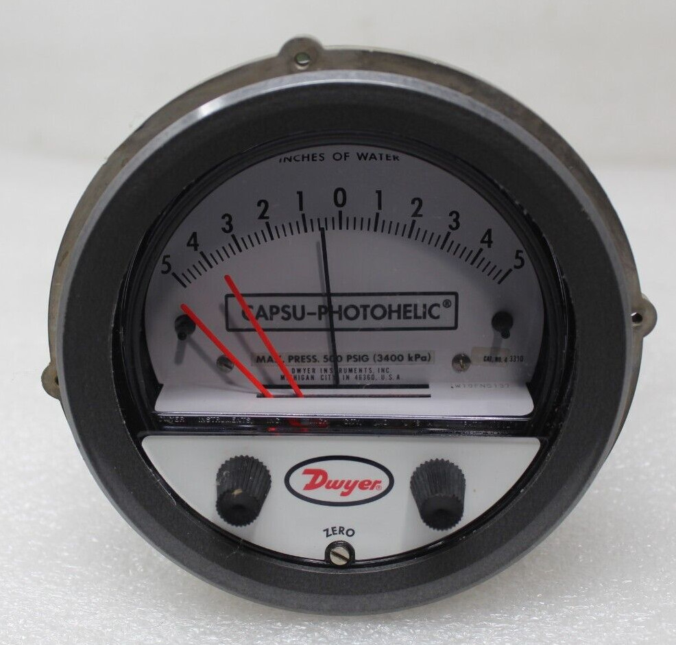 Dwyer A3310 Photohelic, Range -5 to +5 INWC, 120 Volt.