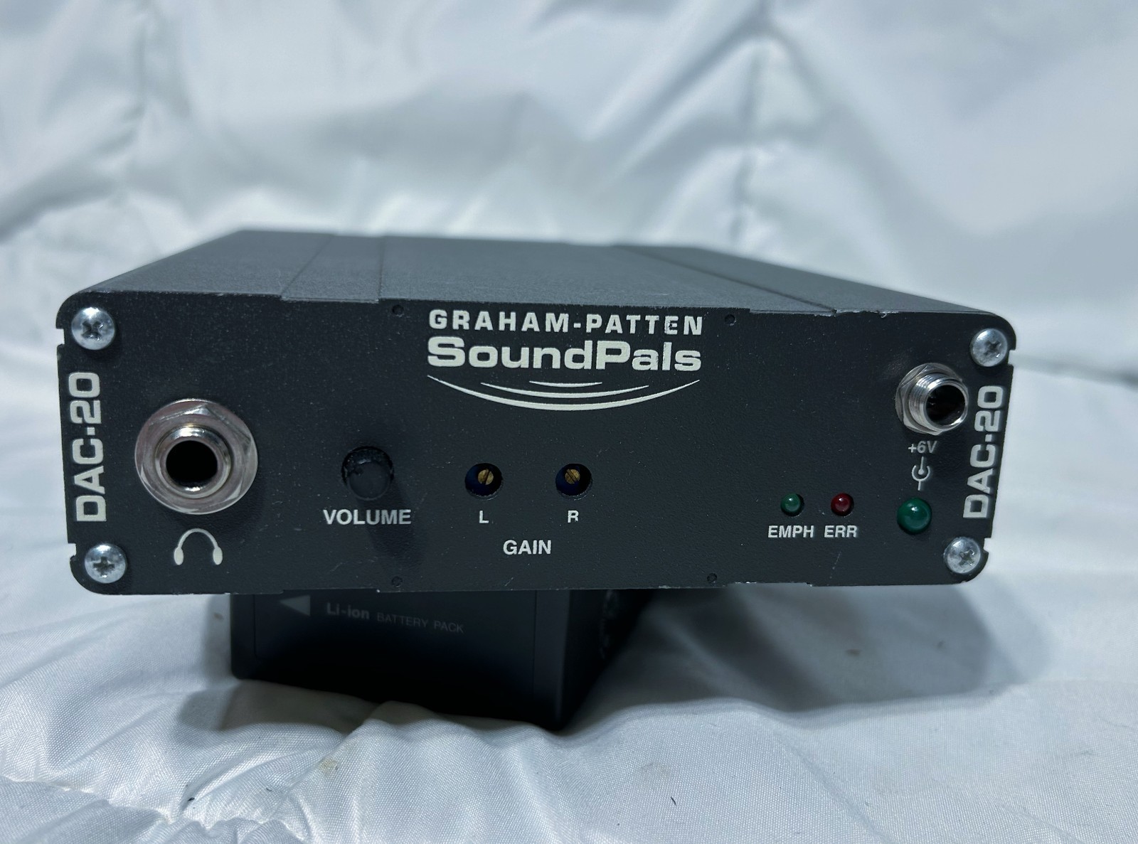 Graham-Patten DAC-20 20-Bit, AES digital to analog converter.