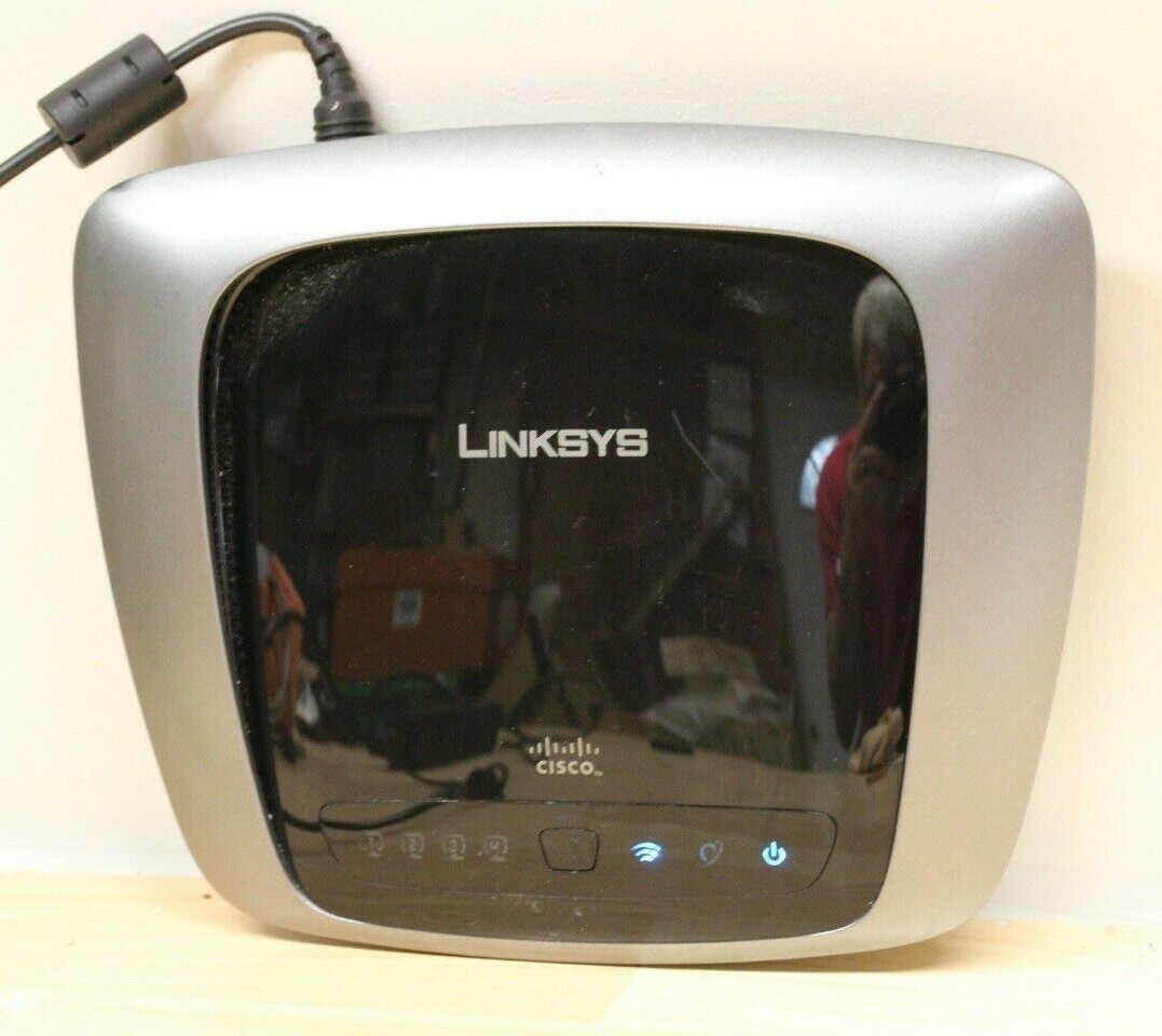 Cisco WRT310N 6.75 Mbps 4-Port Gigabit Wireless N Router (free ship)