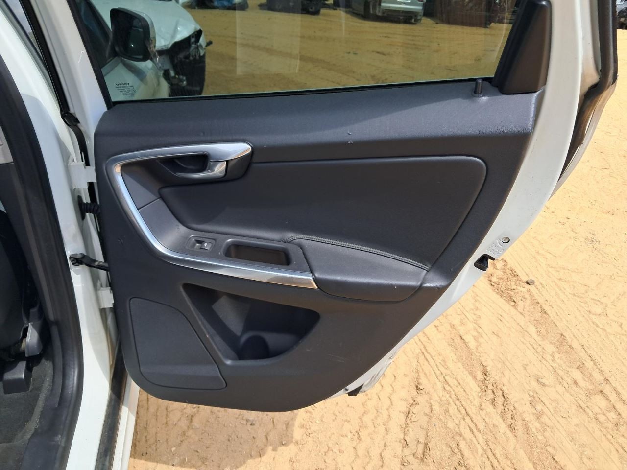 XC60 2016 Glove Box 4778265