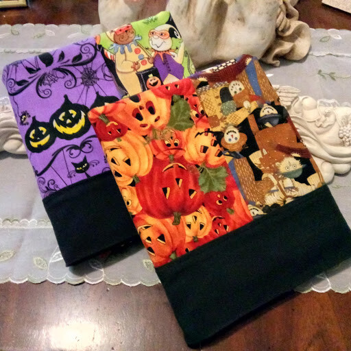 COUNTRY COTTAGE KIDS SET OF TWO SPOOKY HALLOWEEN LINED PATCHWORK PILLOWCASES