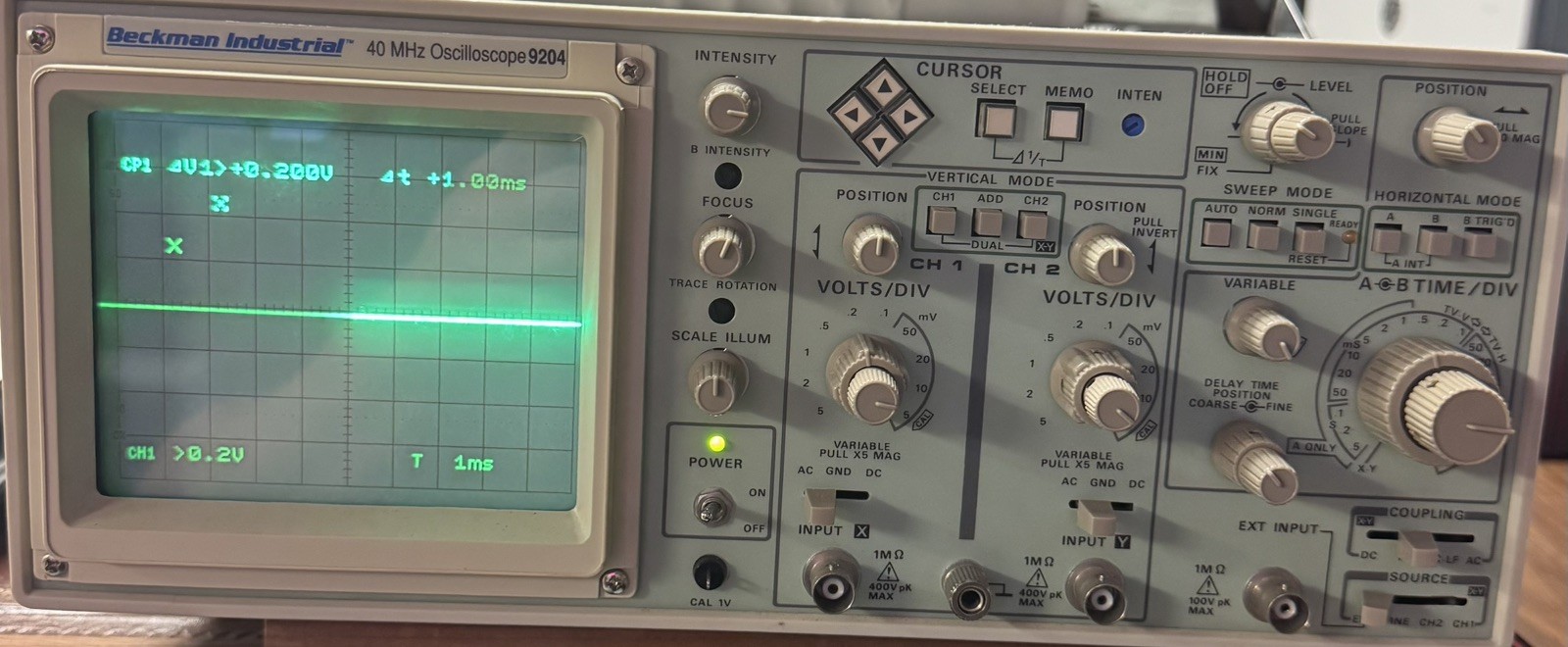 Beckman Industrial Circuitmate 9020 20 MHz Oscilloscope