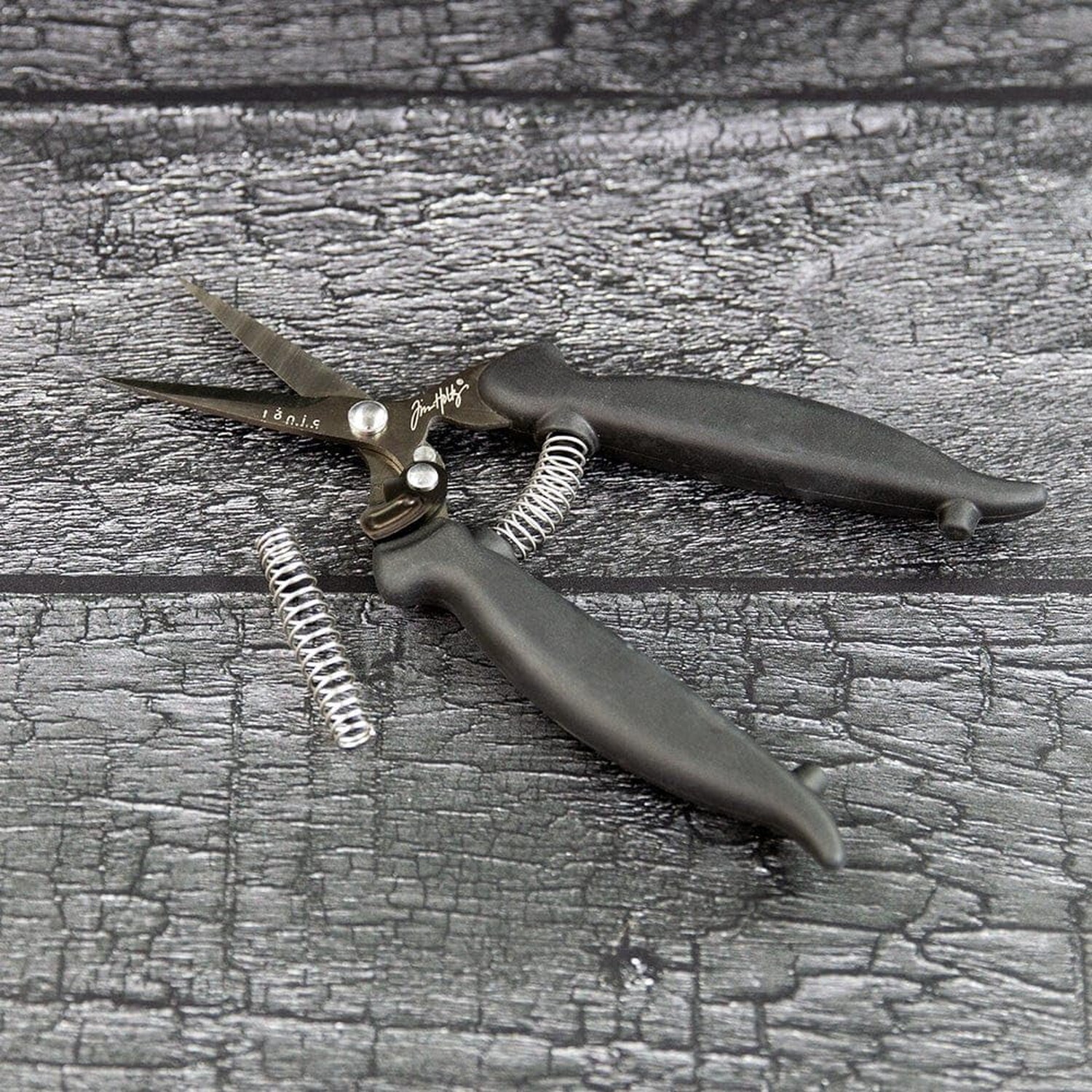 Tonic Studios Tim Holtz Recoil Scissors - Titanium Coated, Double-Beveled Bla...