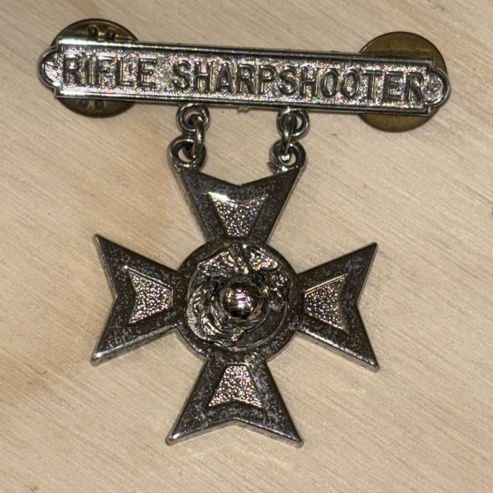 US Marine Corps Identification Rifle Sharpshooter Pin