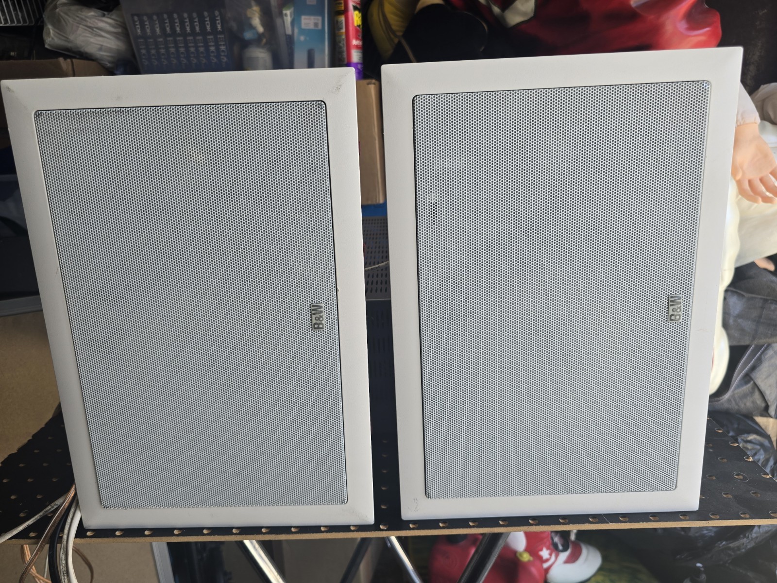 Pair of B&W CWM800 In-Wall Speakers Tested