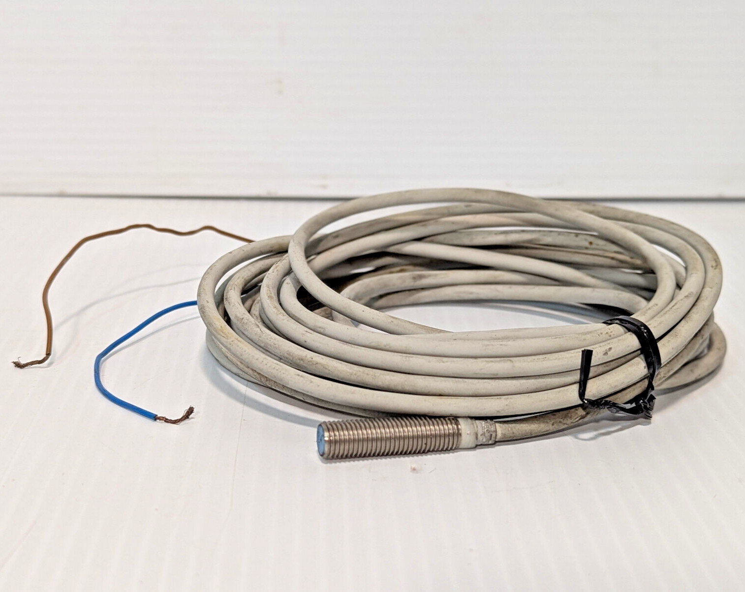 Unbranded Proximity Switch (Yamatake/ Azbil?)