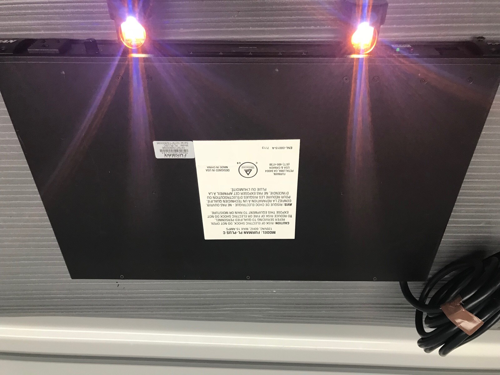 Furman PL-PLUSC 1 Space Rackmount Power Conditioner with Lights Voltmeter