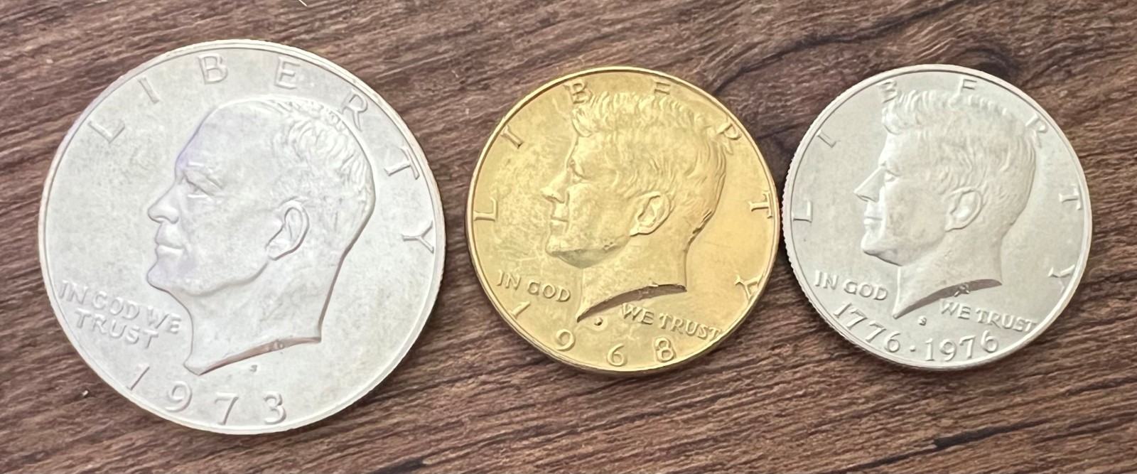 Lot of 3 Coins  40% Silver  '73 Eisenhower, '68  '76 Kennedy Halves - .61202 ASW