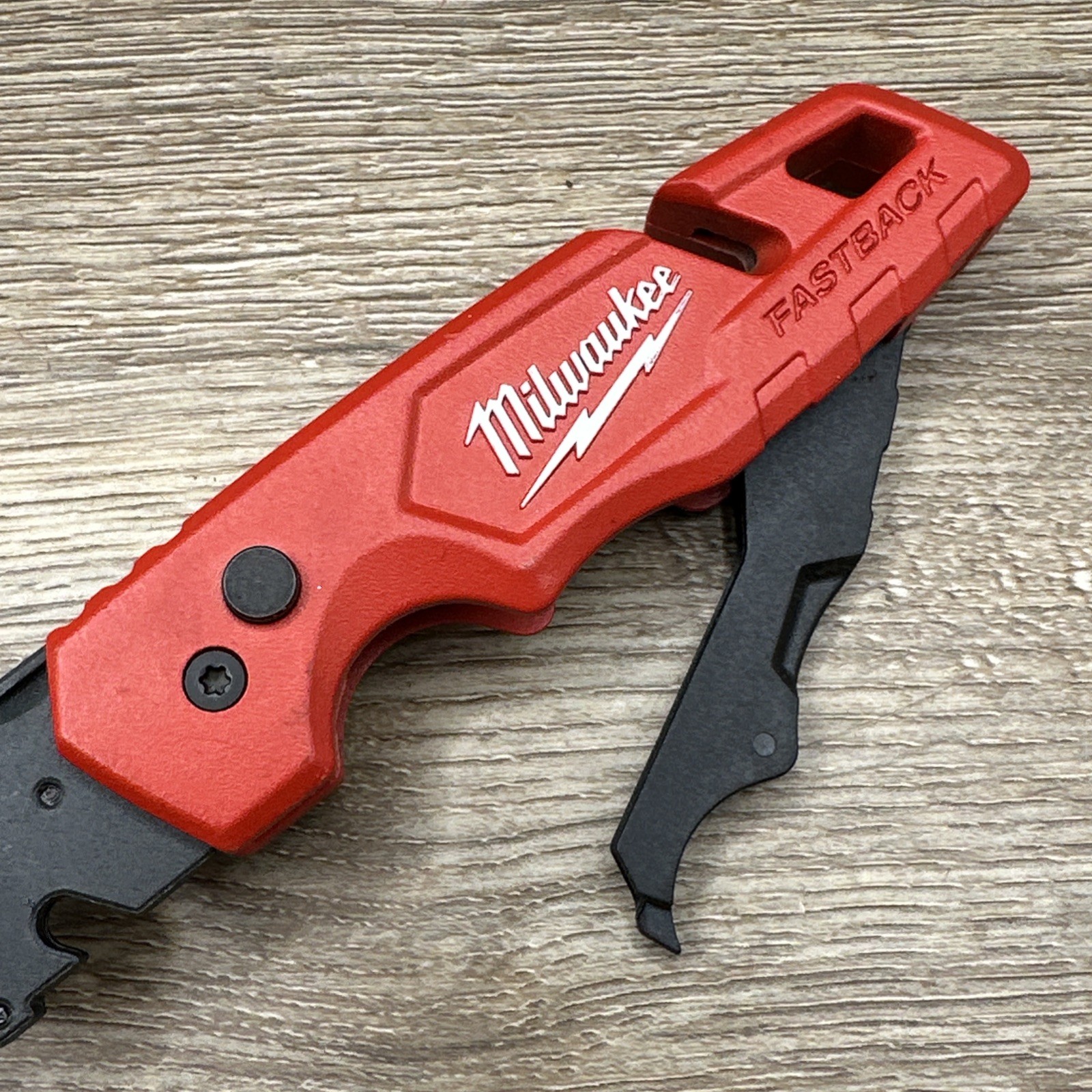 Milwaukee 48-22-1502 Utility Knife - Red