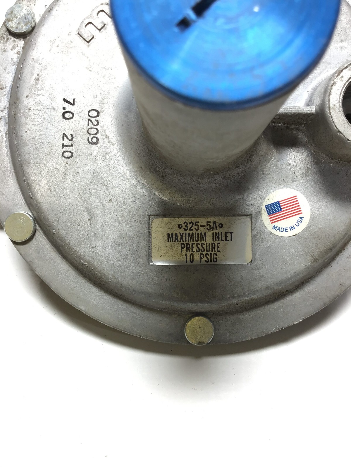 Maxitrol 325-5A Gas Pressure Regulator 10 PSIG