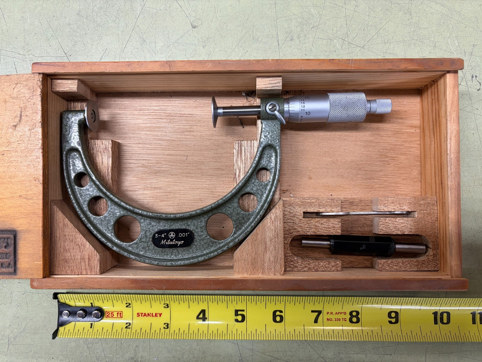 Mitutoyo 3-4" Disc Micrometer Made In Japan Very Nice Cond, With Case