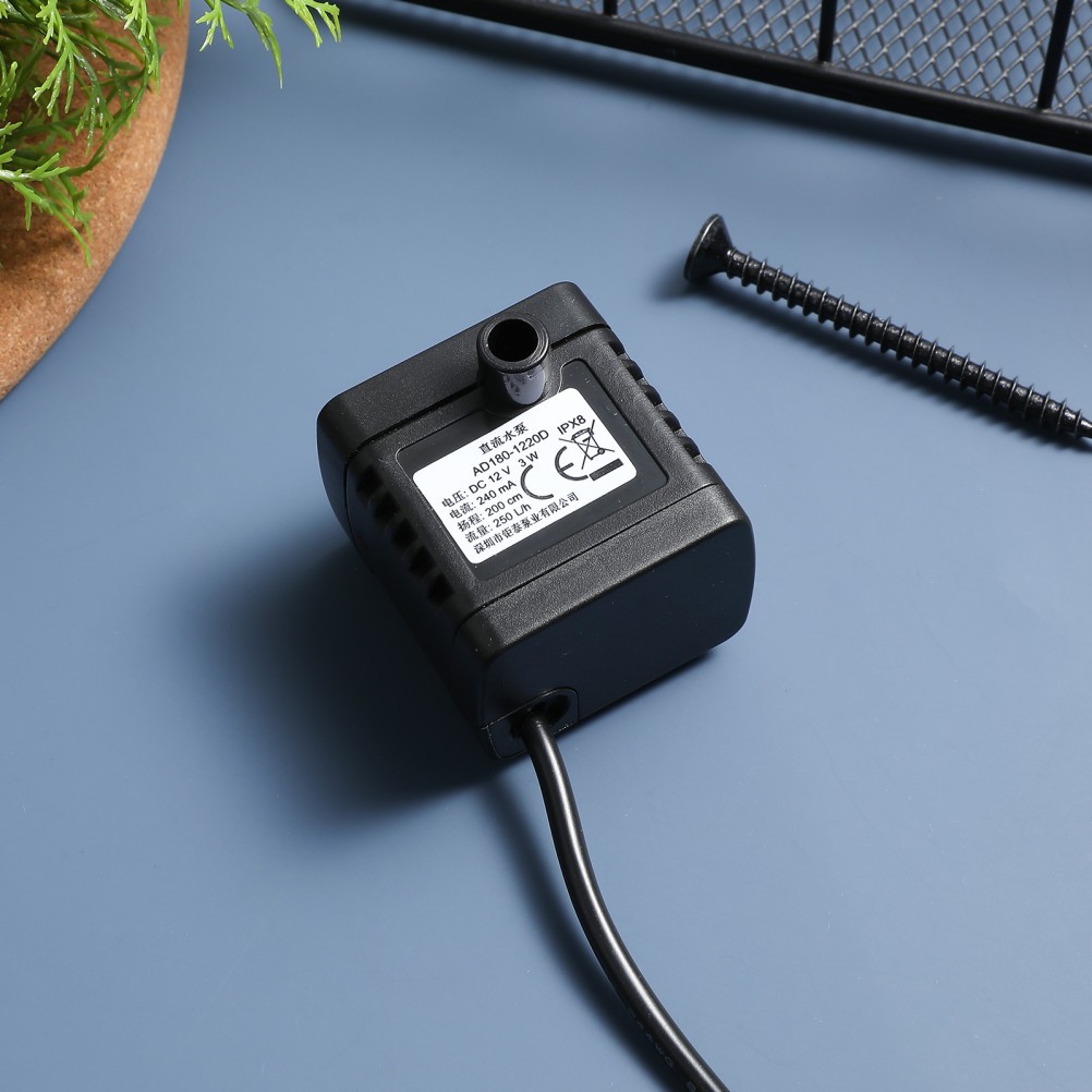 12 V250L/H Water Pump Aquarium Mini Submersible Battery Powered Portable