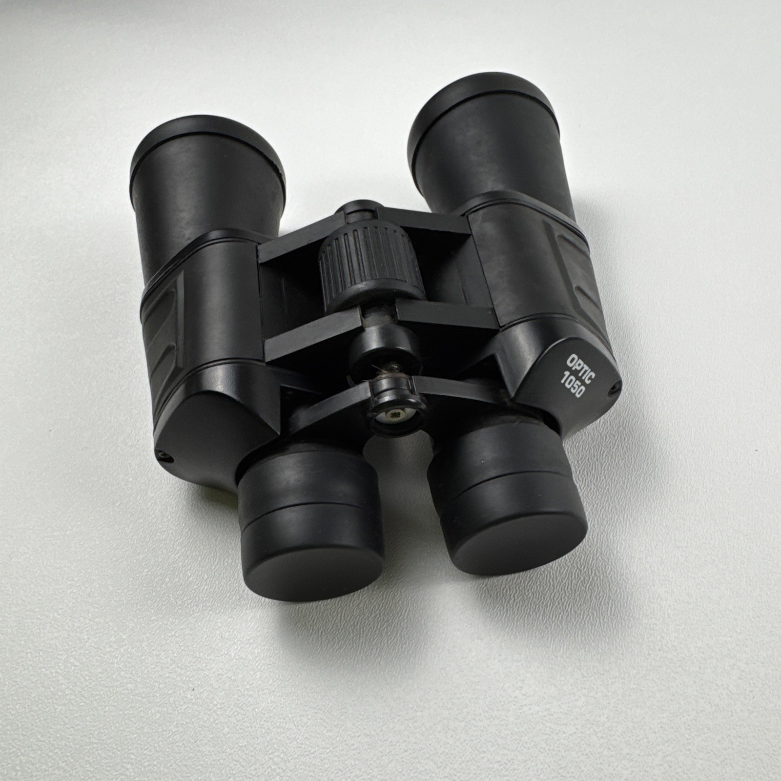 OPTIC 1050 BINOCULARS , & CARRYING CASE, VINTAGE