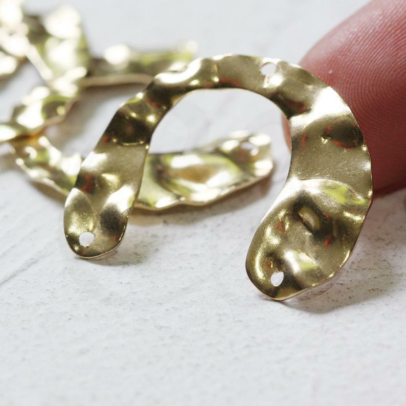 10 Pieces Raw Brass Waved-Textured Charm-U Shape with 3 Holes-30x25mm (CW-4183C)
