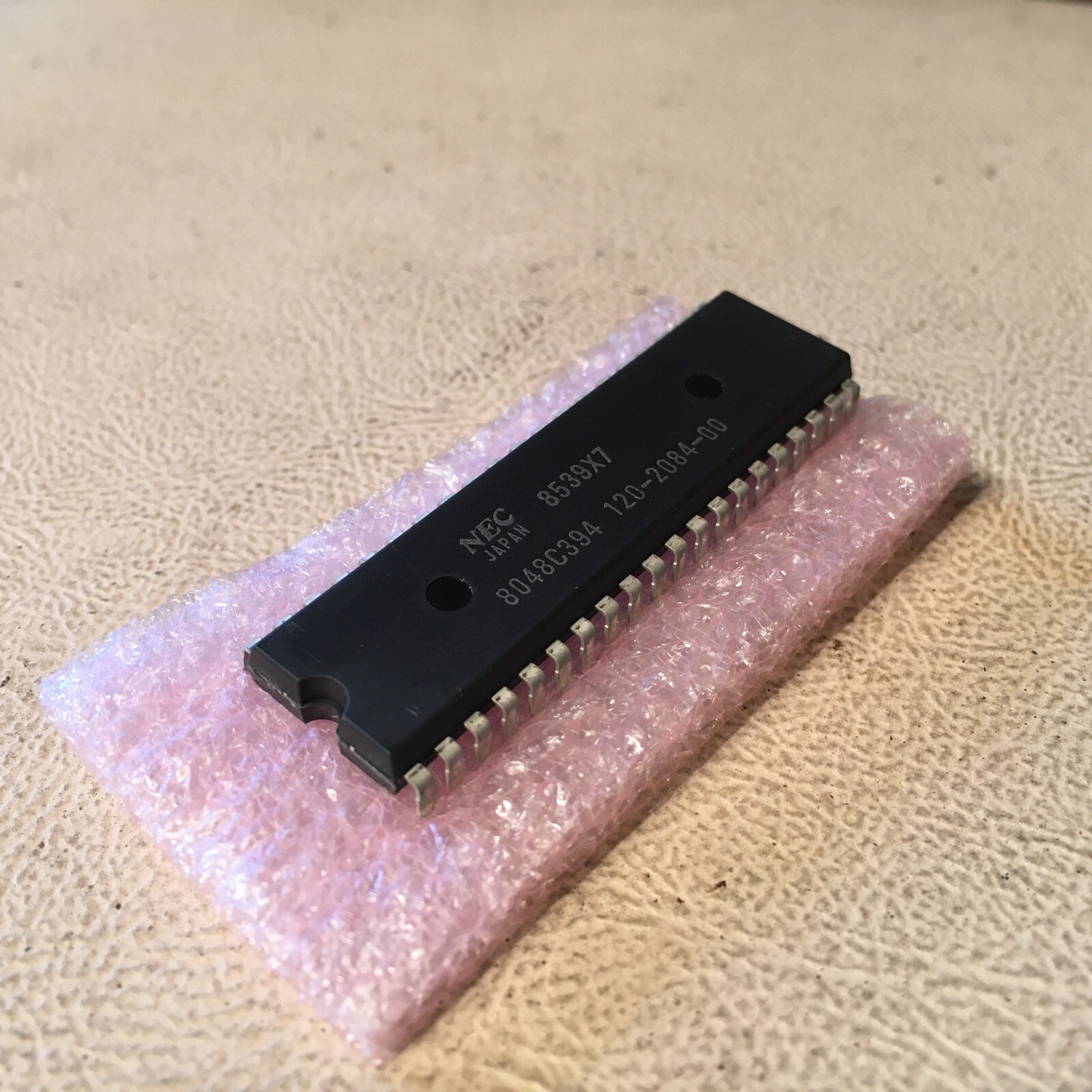 King Radio Small Part:  120-02084-0000, 8-bit M/processor