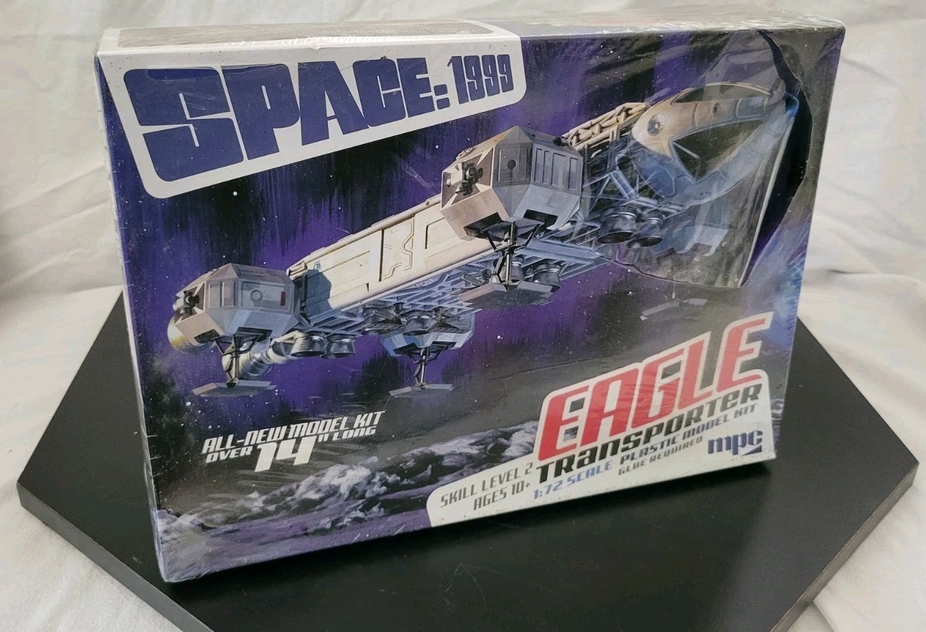 Space 1999 Eagle In 1/72 Scale! MIB Model Kit