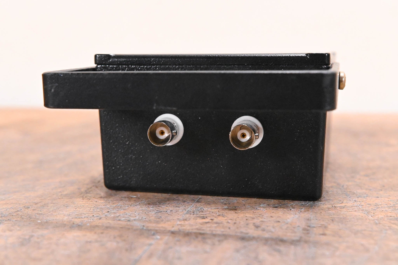 ADC HUM-1 Video Hum Eliminator CG01B96