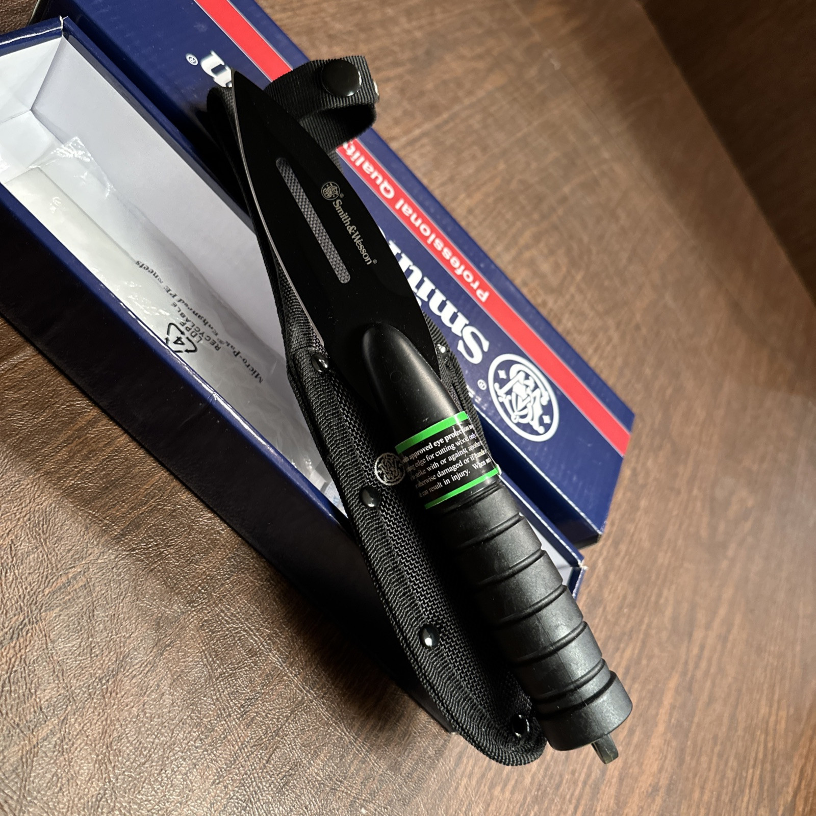 S&W - Smith & Wesson Spear Knife - SW8 New