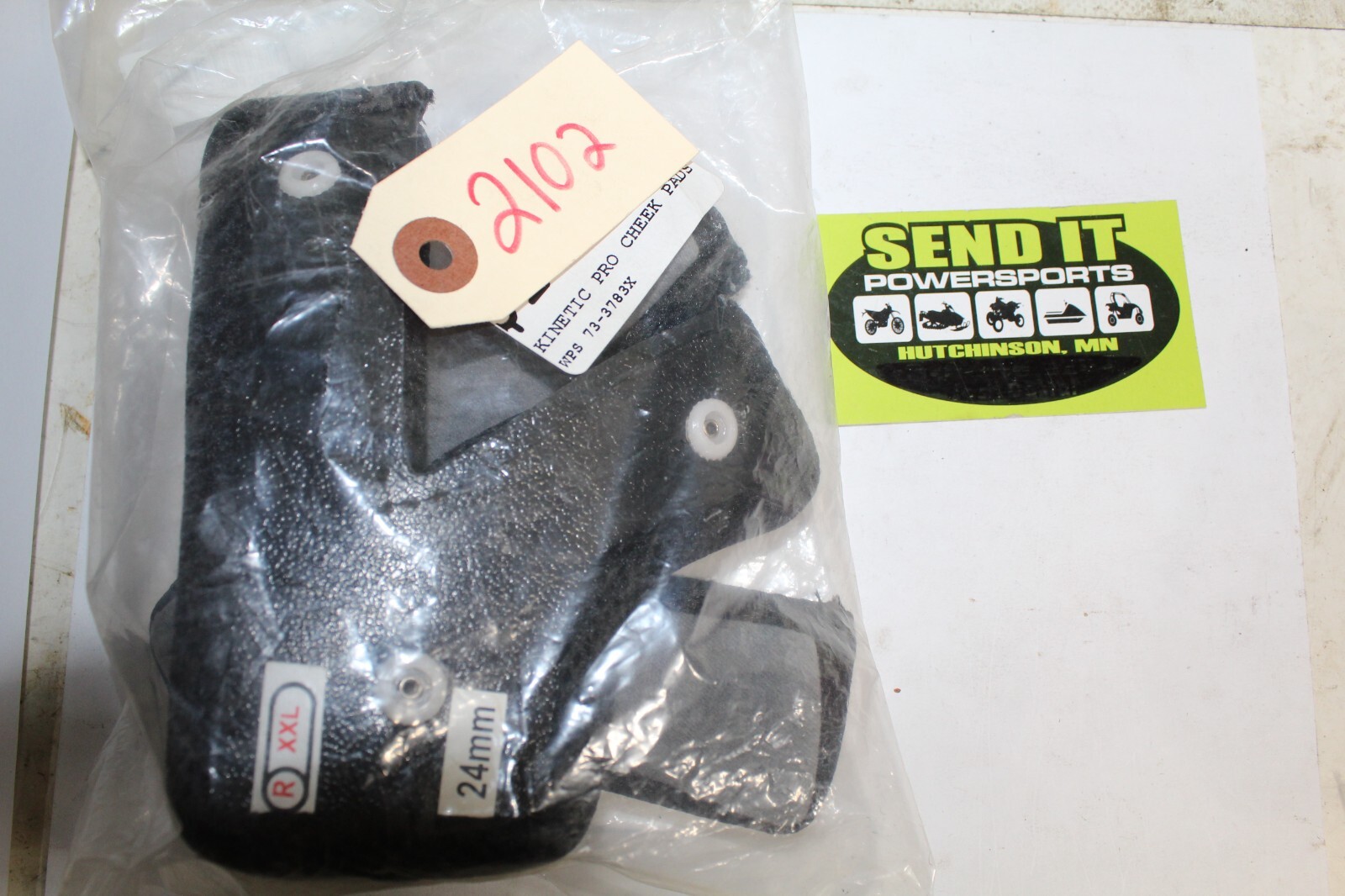 101	Fly Racing	Kinetic Pro Cheek Pads 3XL 24mm	73-3783X