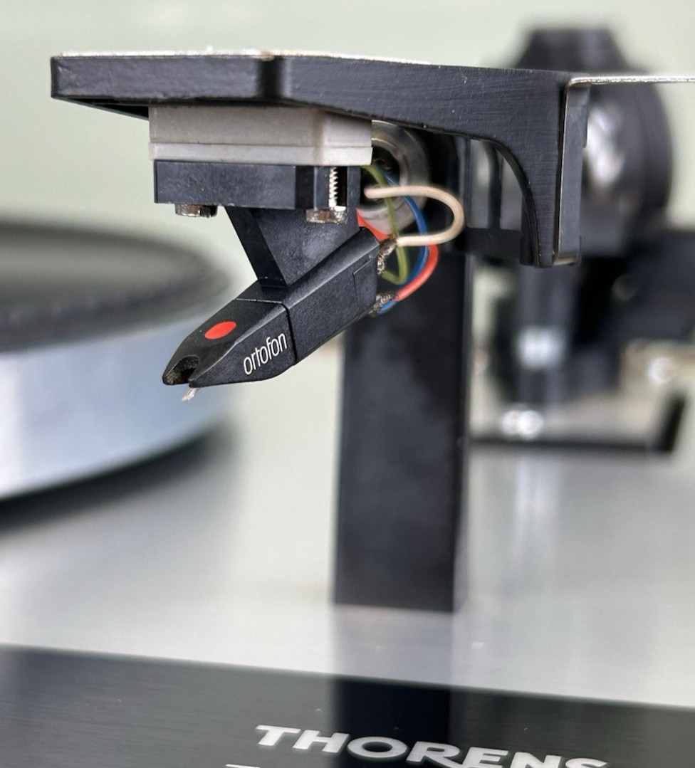 THORENS TD 145 TURNTABLE
