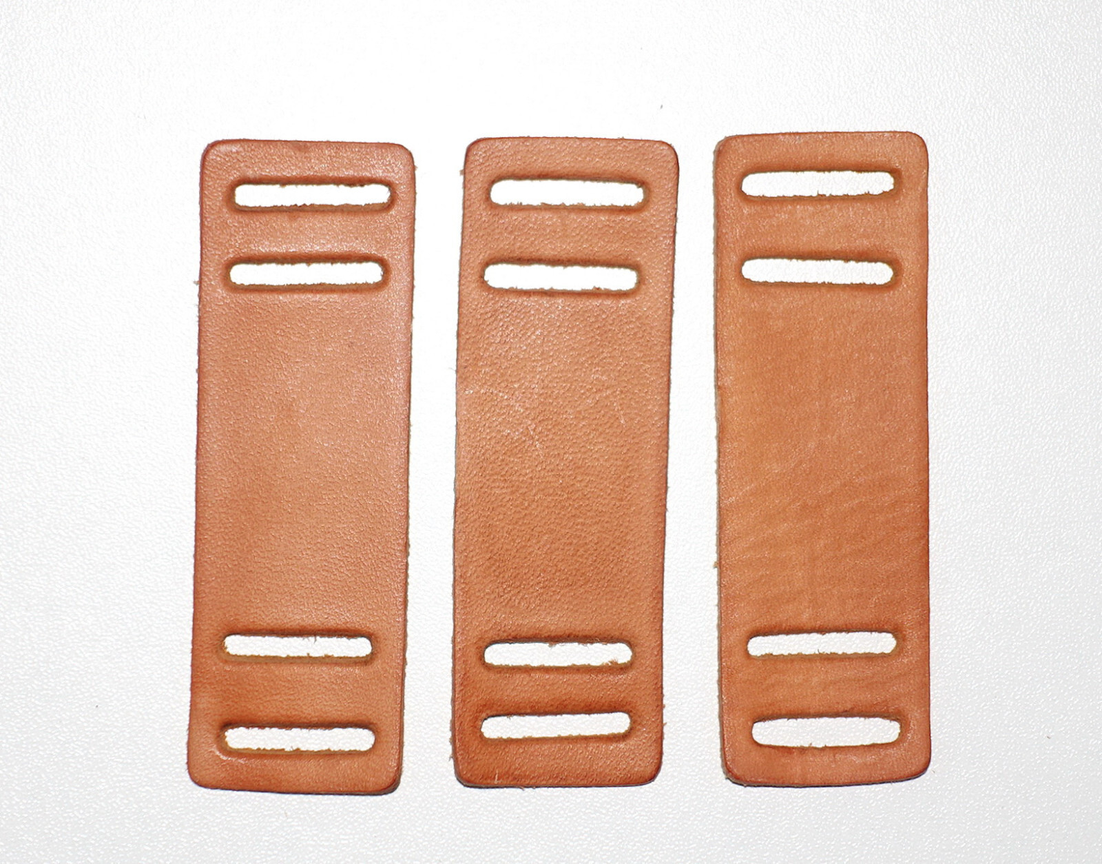 GERMAN ARMY WW2 REPRO GAS MASK  strap AGED leather protection cushions set of 3