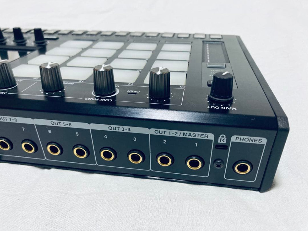 Pioneer TORAIZ SP-16 Pro DJ Sampler MIDI Sequencer Drum Machine SP16 Tested