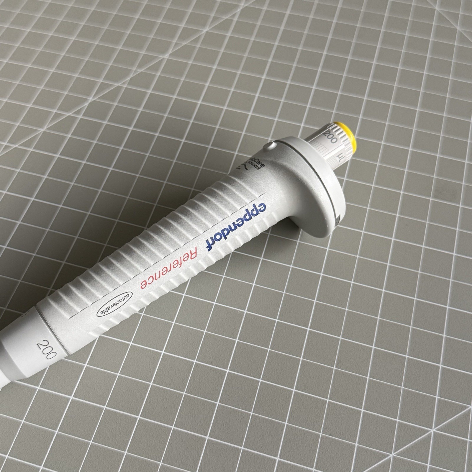 Eppendorf Reference 200µL Adjustable Single Channel Pipette PhysioCare Germany
