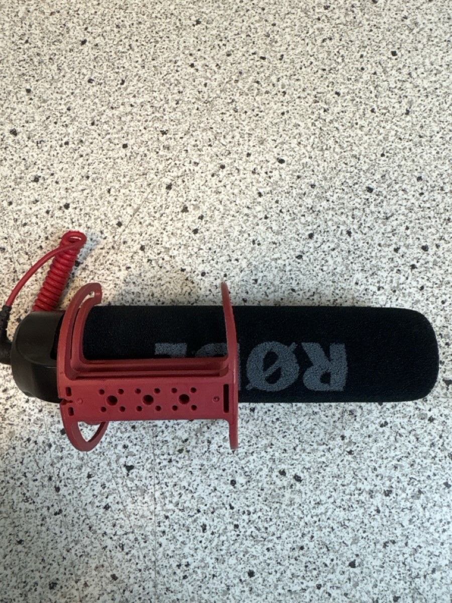 Rode VideoMic GO Lightweight On Camera Microphone (E14002210)