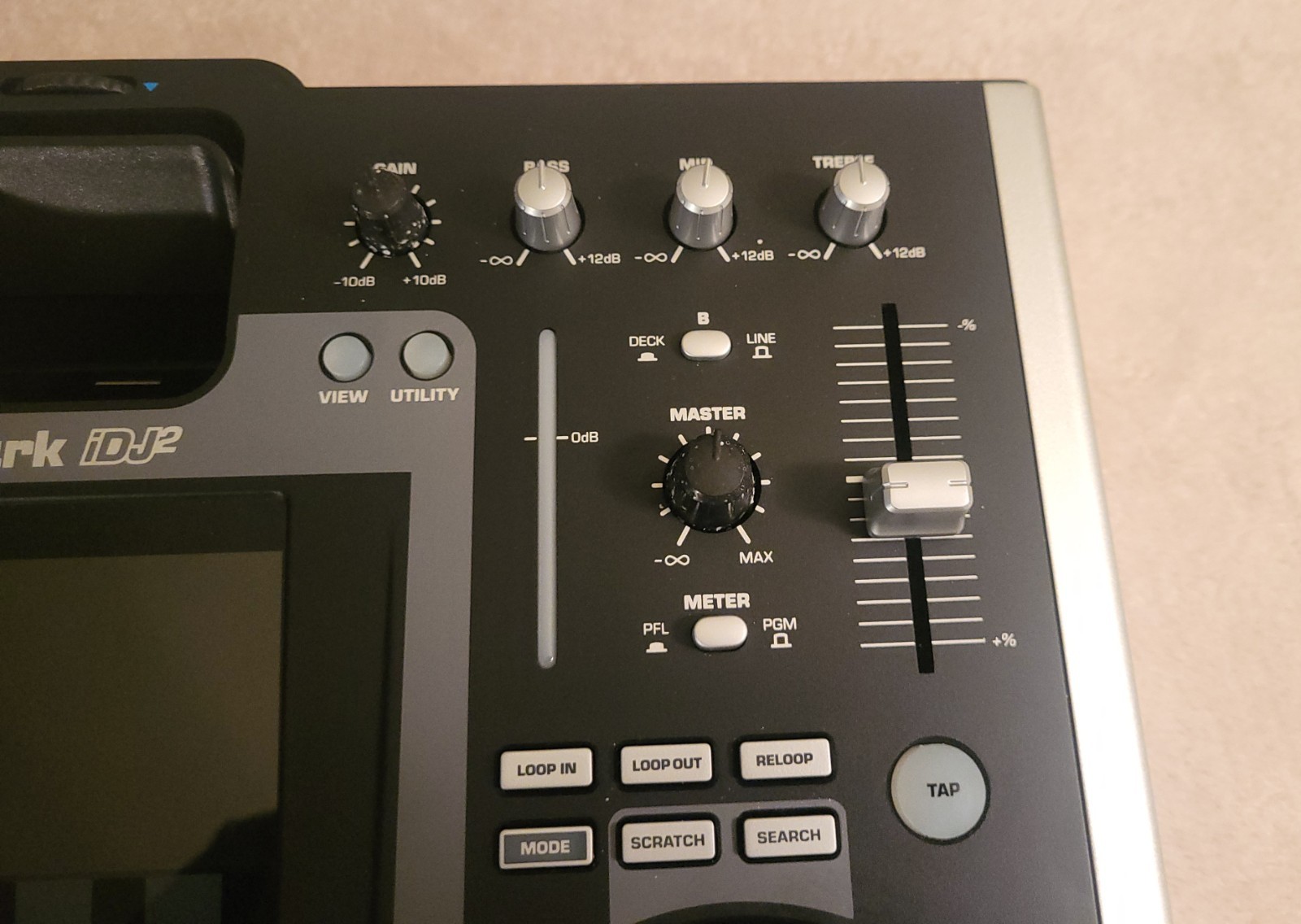 Numark iDJ2 DJ Mixing Console Compatible with iPod Mobile DJ System