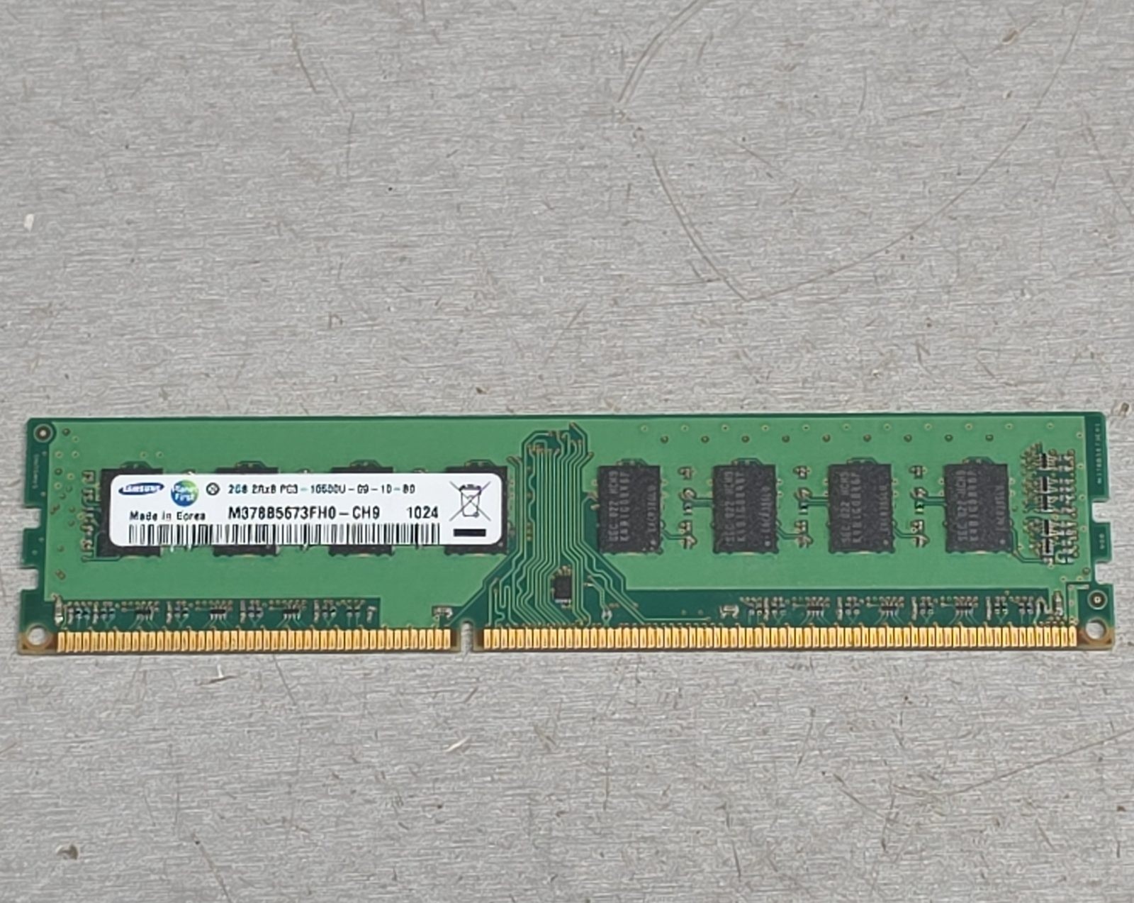 Samsung 2GB DDR3 PC3-10600U Desktop Memory RAM M378B5673FH0-CH9
