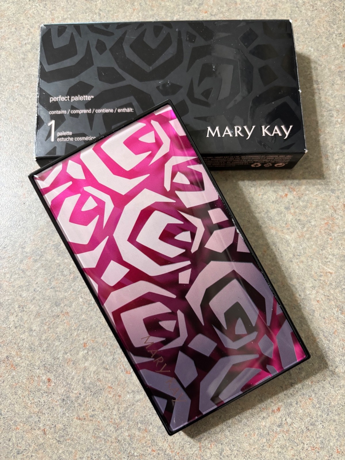 Mary Kay Perfect Palette Compact 107064 Pink Floral Ready for Refills