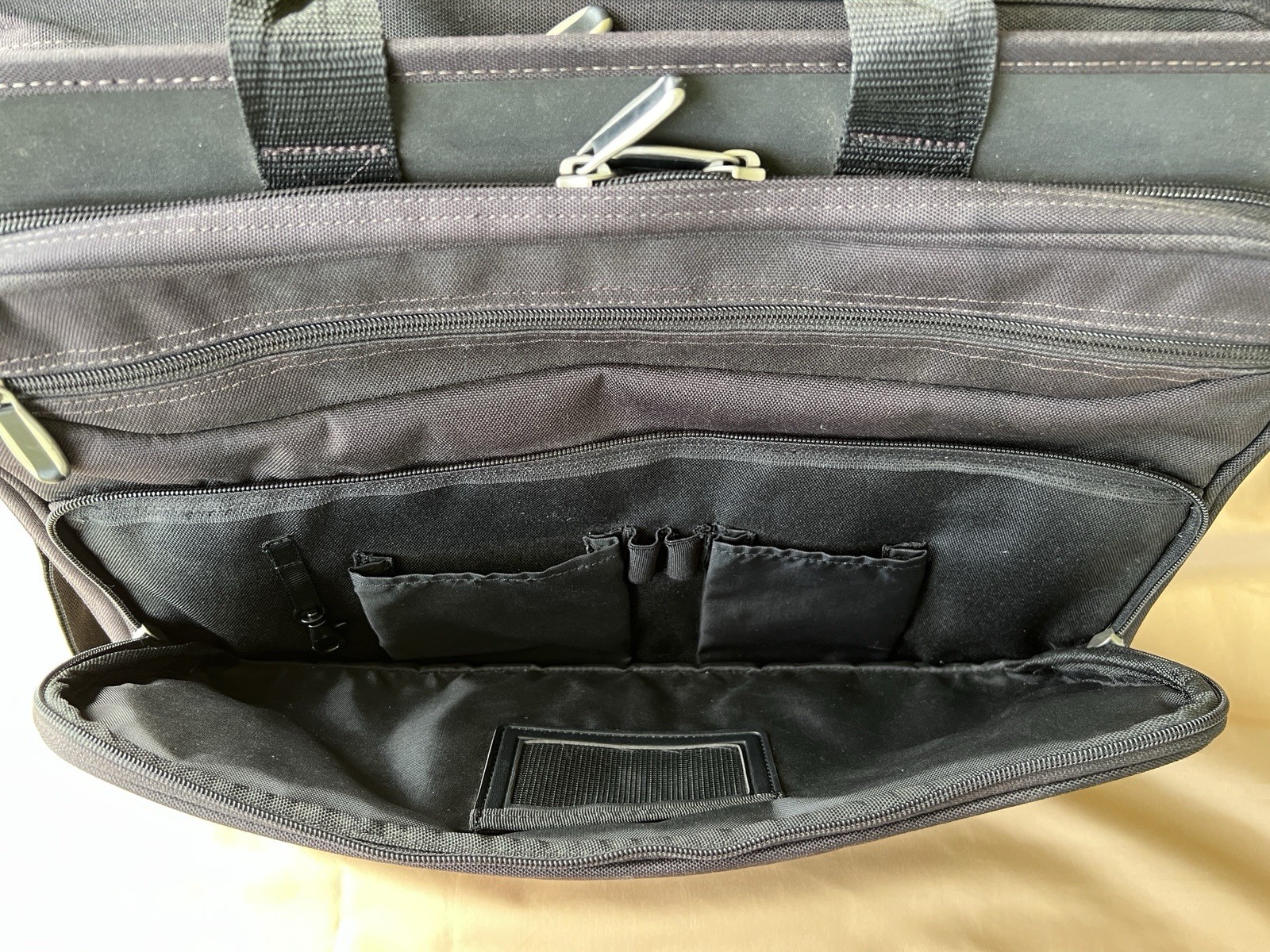 Laptop Carrying Case Messenger Bag With Handles & Shoulder Strap Black