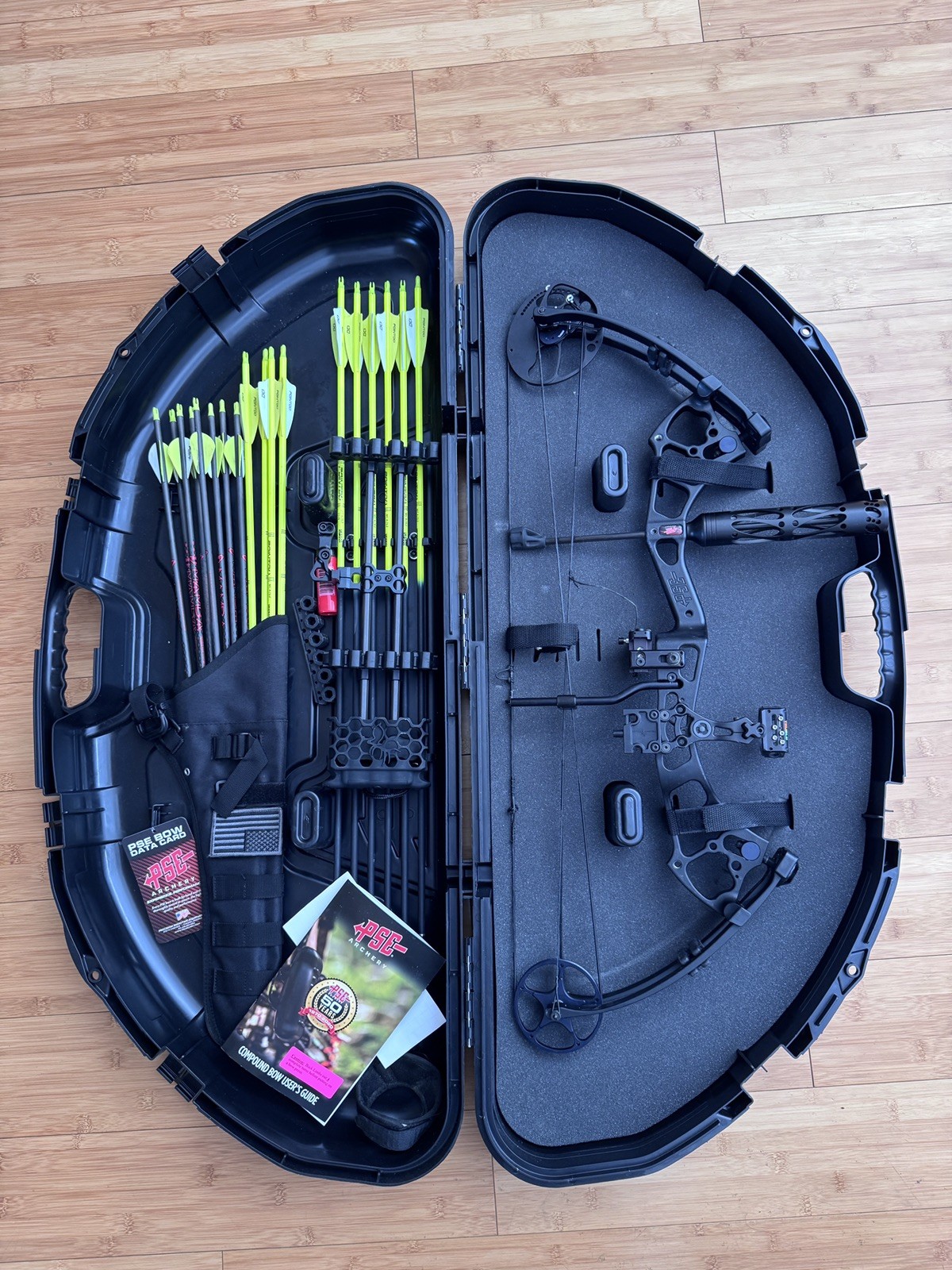 compound bow left hand