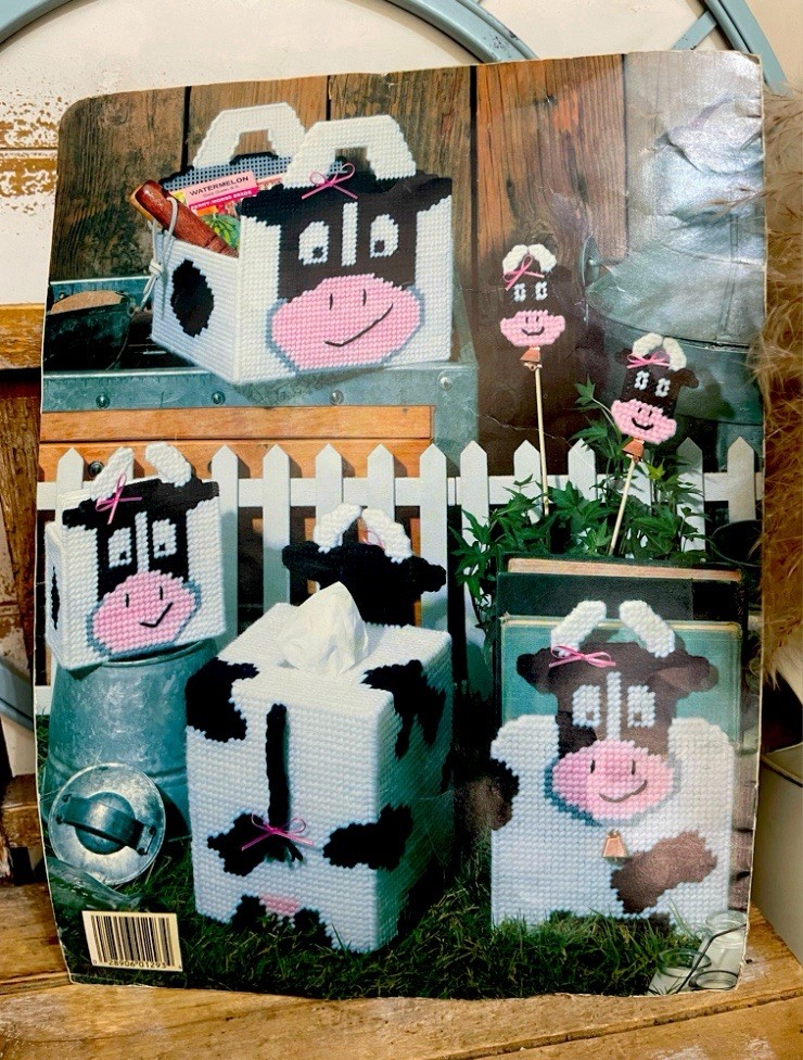 Leisure Arts 1293 CREATE A MOOO-D Cows Country Plastic Canvas Pattern Leaflet