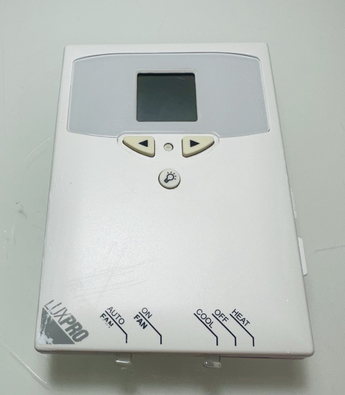 Luxpro PSD111A Non-Programmable Thermostat White Digital Display Wall Mounted