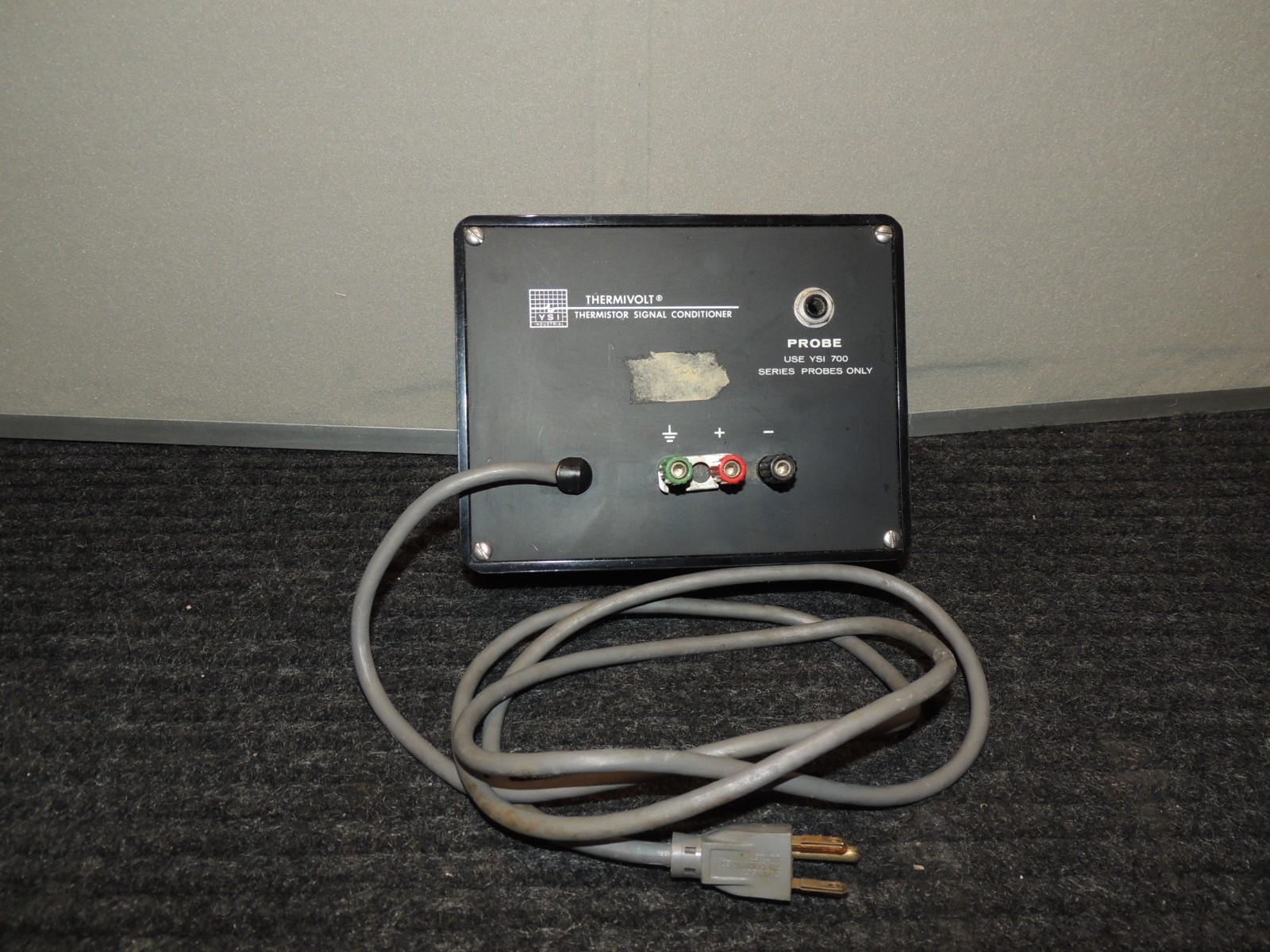VSI Industrial Thermivolt Thermistor Signal Conditioner