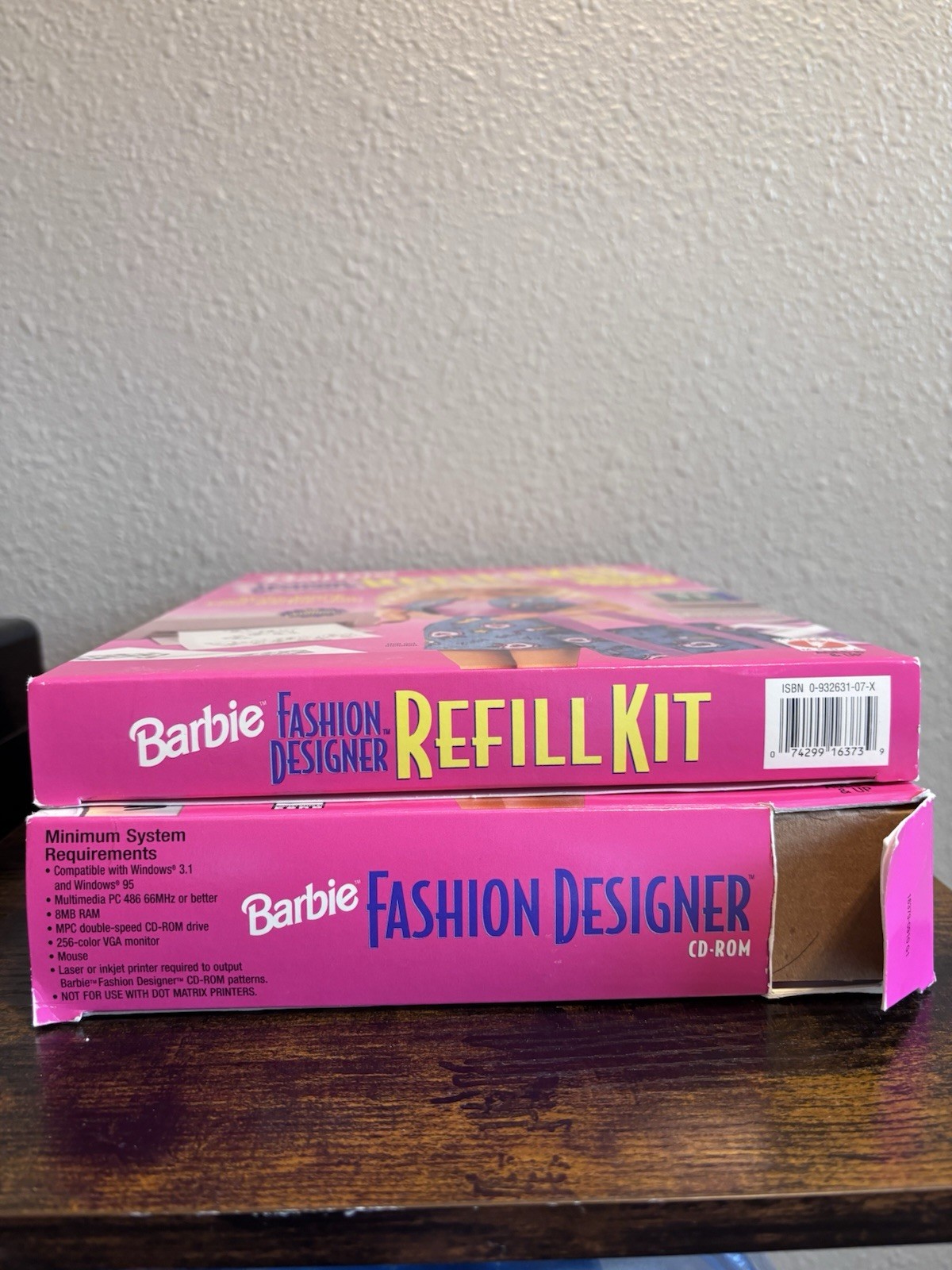 Barbie Fashion Designer CD-ROM + Refill Kit for Windows/Mac UNTESTED